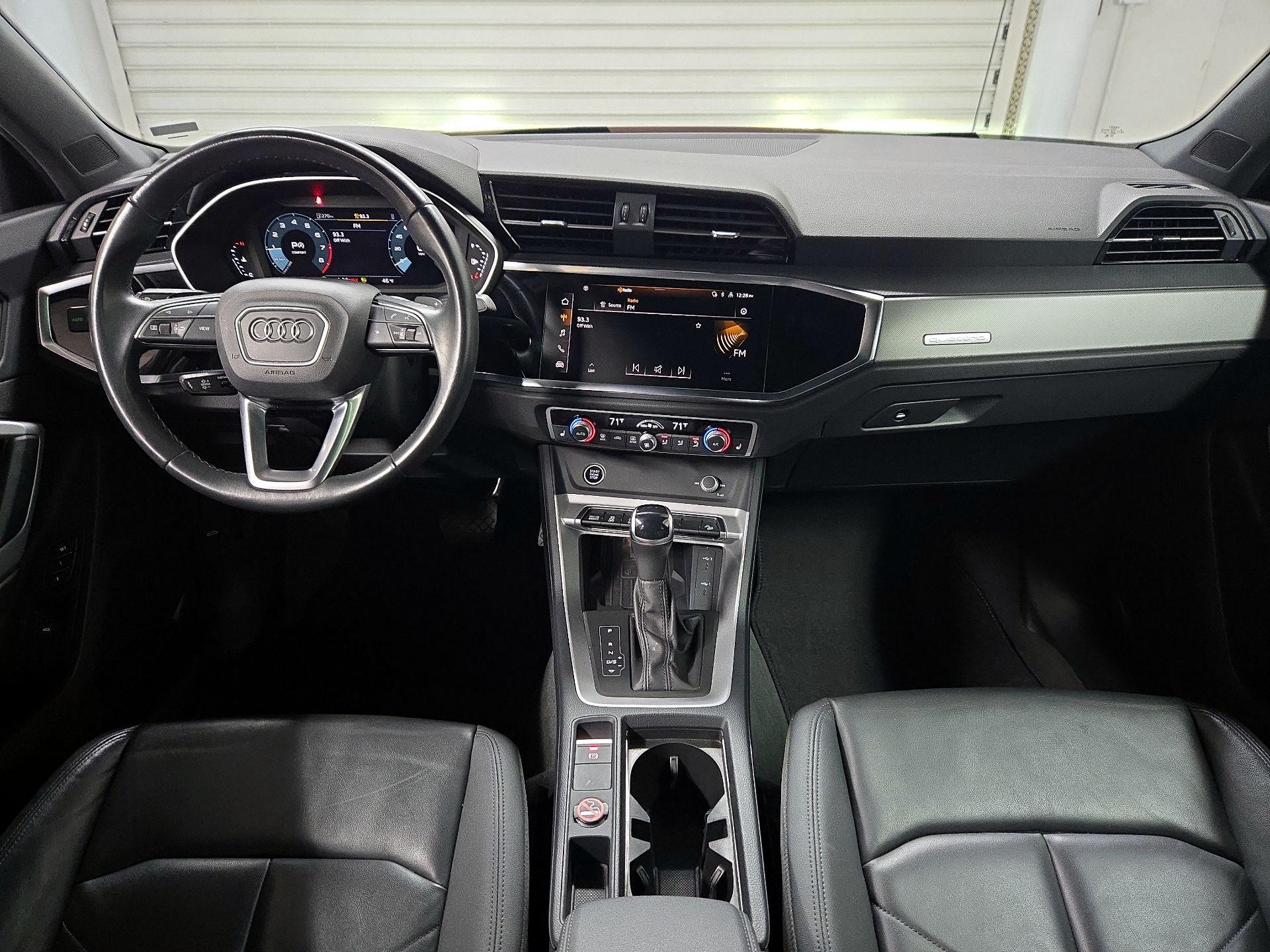 Thumbnail: 2024 Audi Q3 - 9