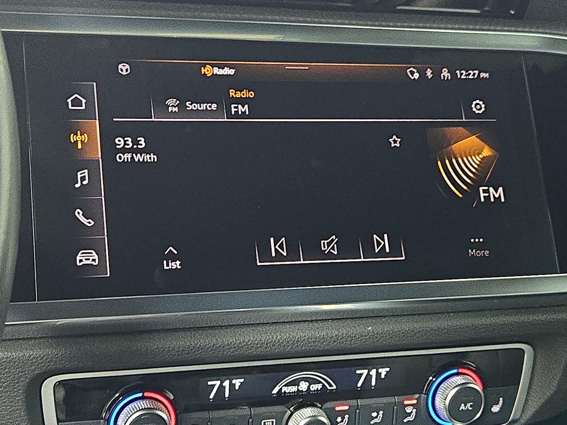 Thumbnail: 2024 Audi Q3 - 15