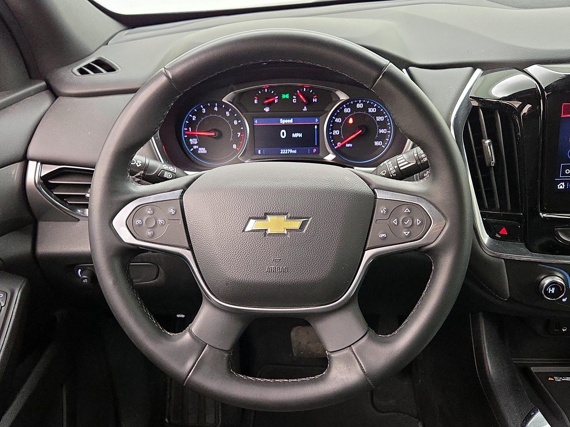 Thumbnail: 2023 Chevrolet Traverse - 10