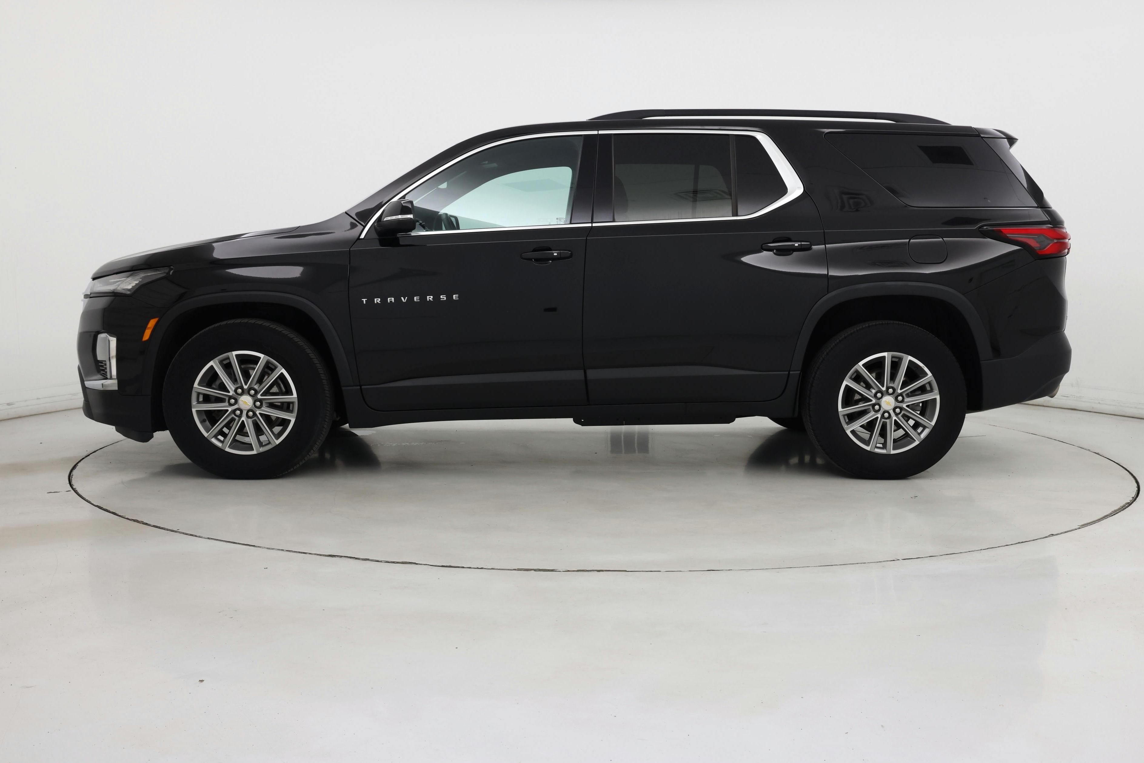 Thumbnail: 2023 Chevrolet Traverse - 3