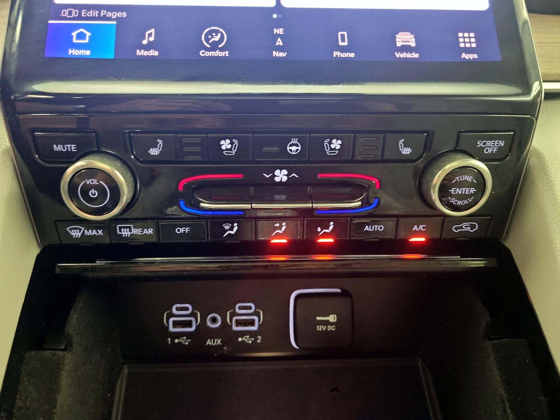 Thumbnail: 2022 Jeep Grand Cherokee - 17