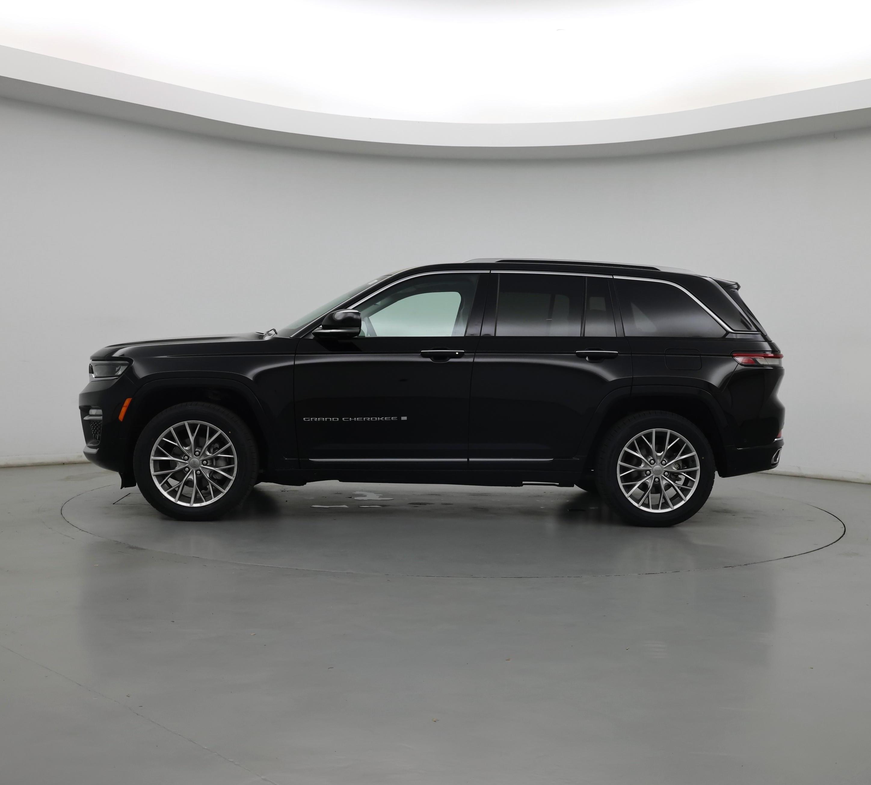 Thumbnail: 2022 Jeep Grand Cherokee - 3