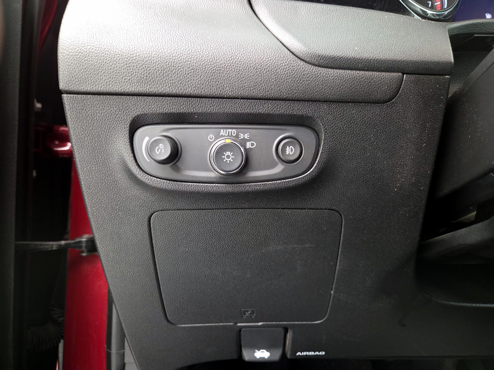 Thumbnail: 2021 Buick Encore GX - 13