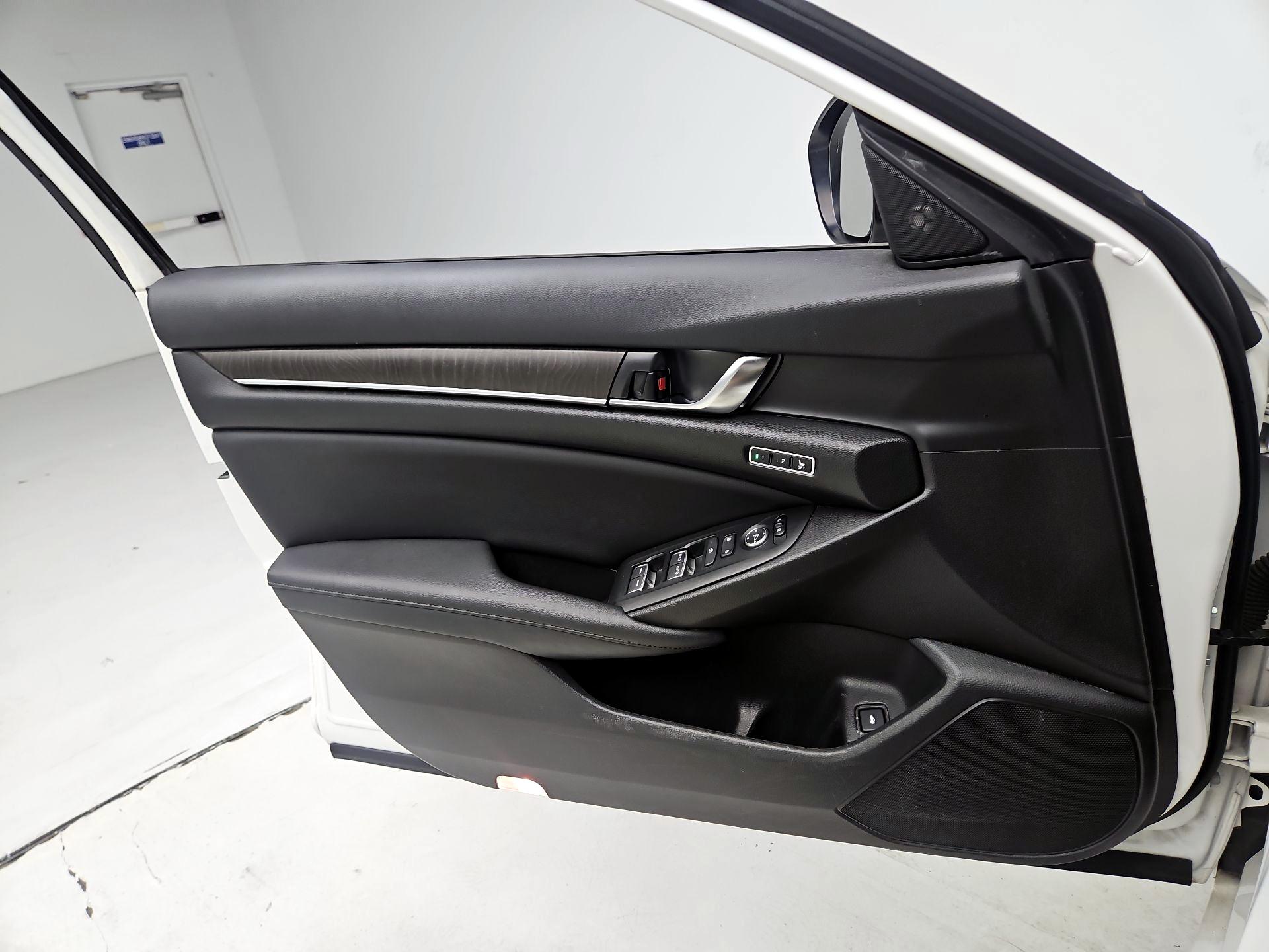 Thumbnail: 2021 Honda Accord - 12