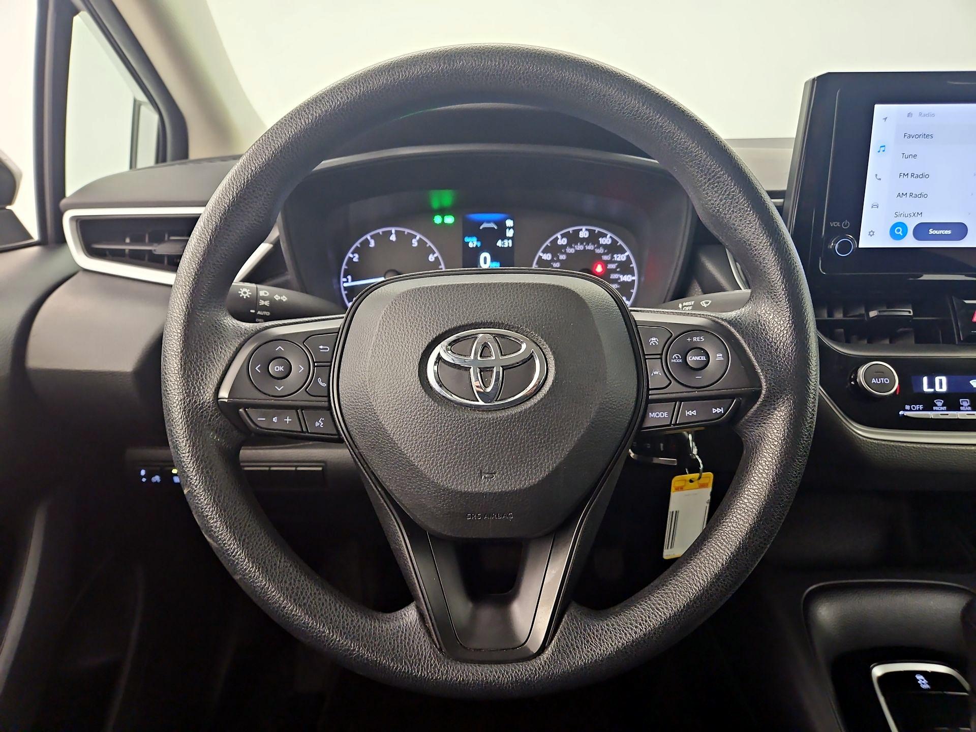 Thumbnail: 2023 Toyota Corolla - 10