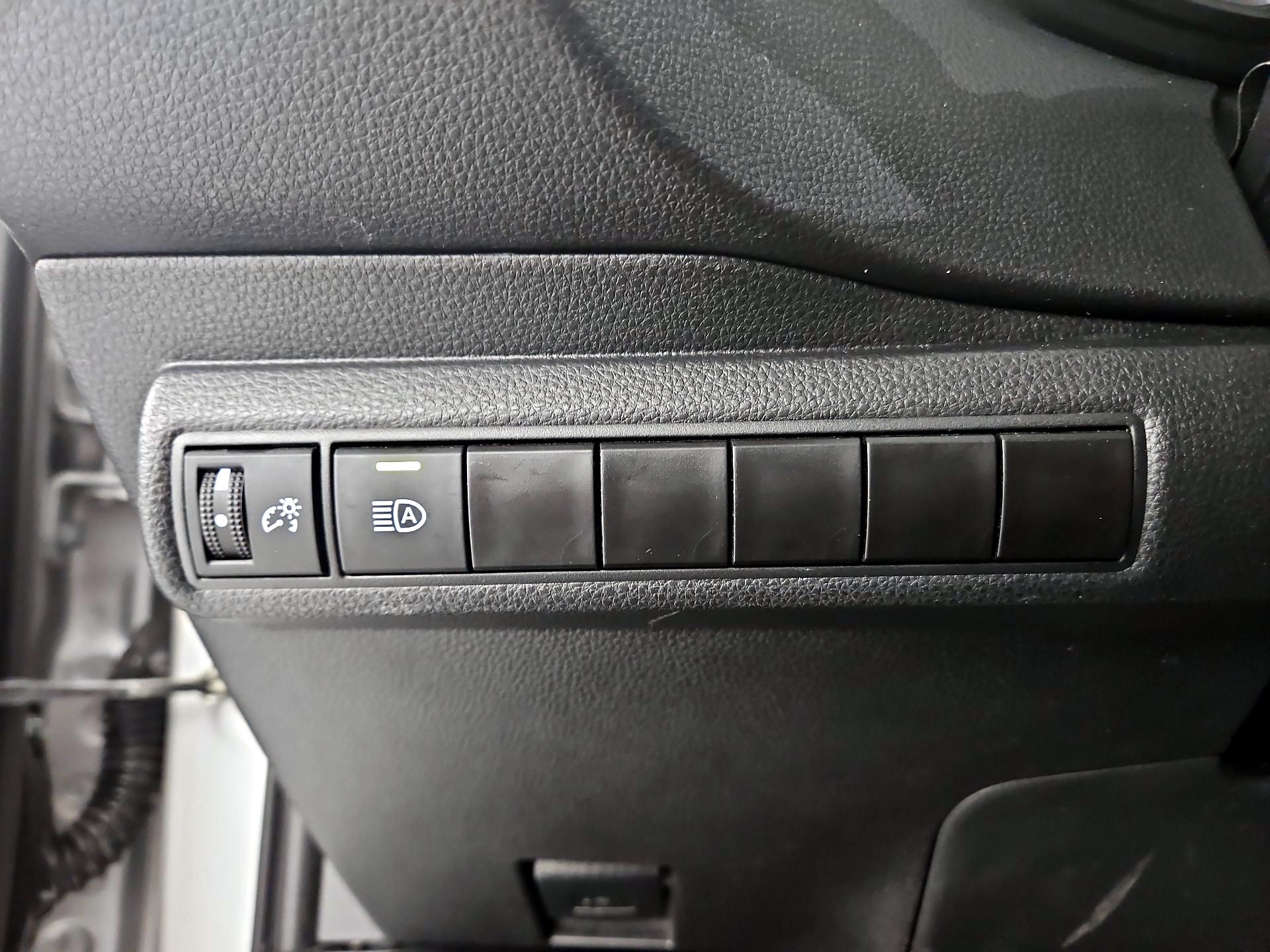 Thumbnail: 2023 Toyota Corolla - 13