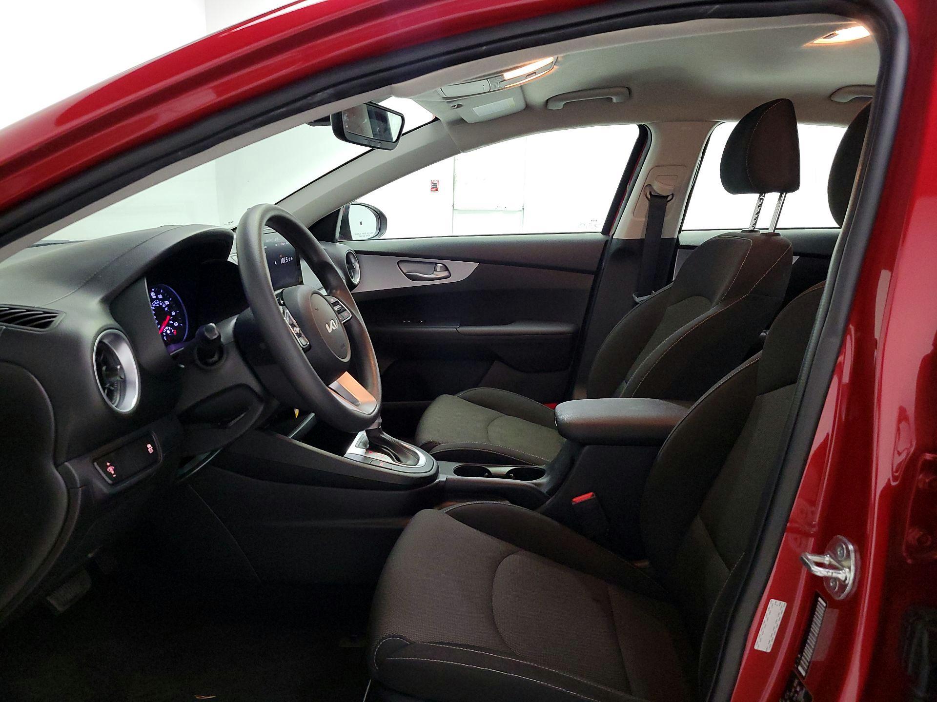 Thumbnail: 2023 Kia Forte - 11
