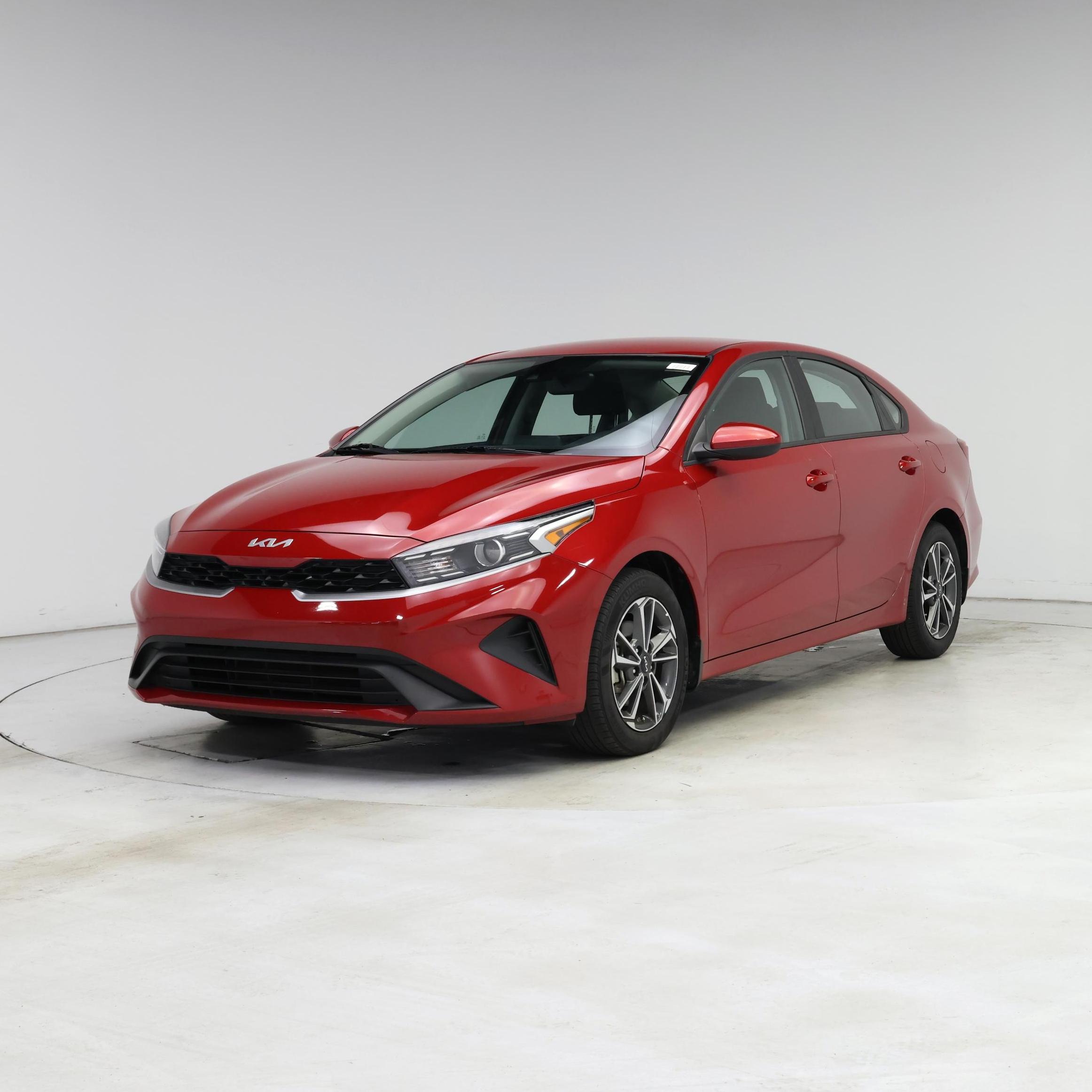 Thumbnail: 2023 Kia Forte - 4