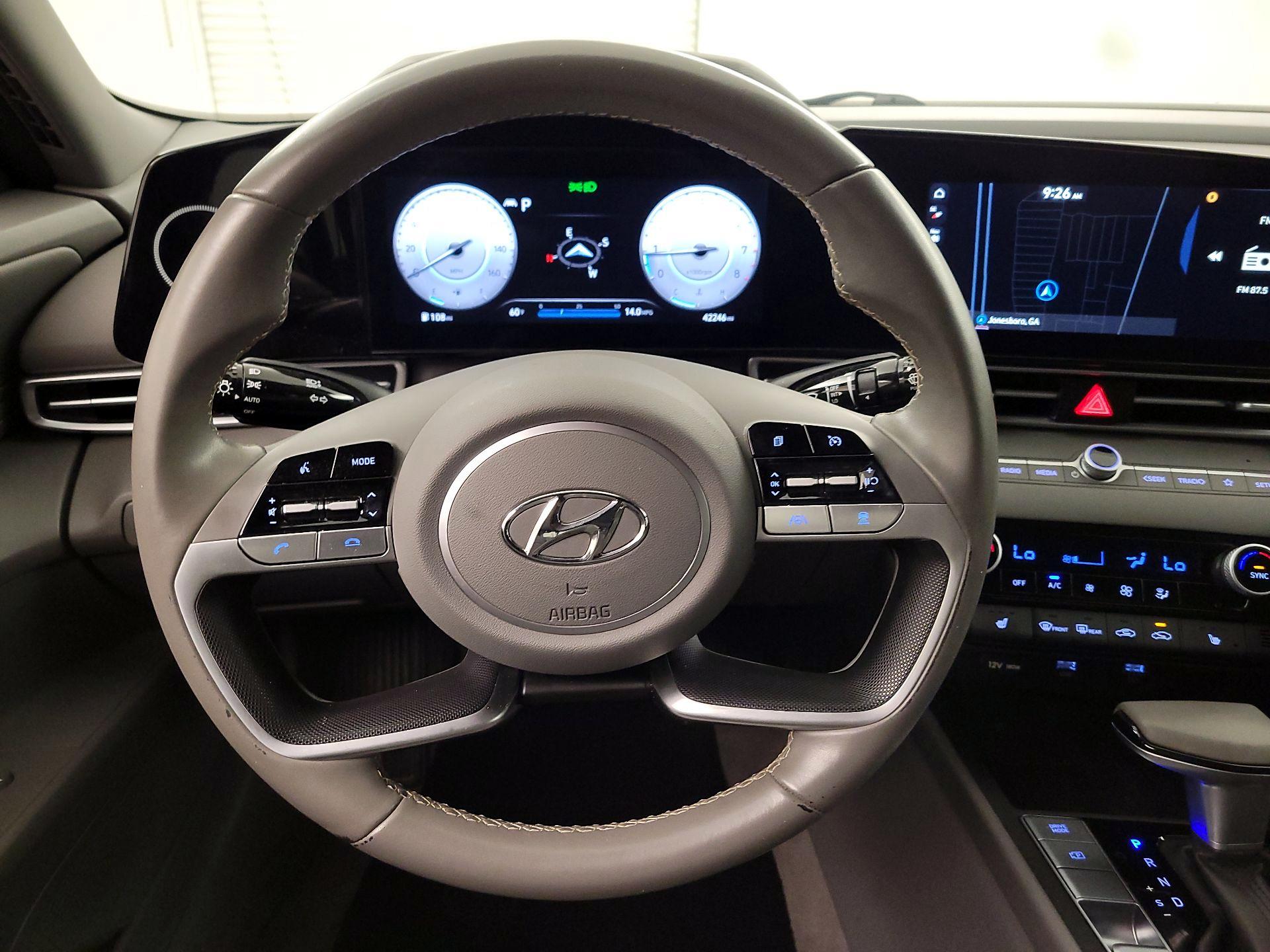 Thumbnail: 2023 Hyundai Elantra - 10