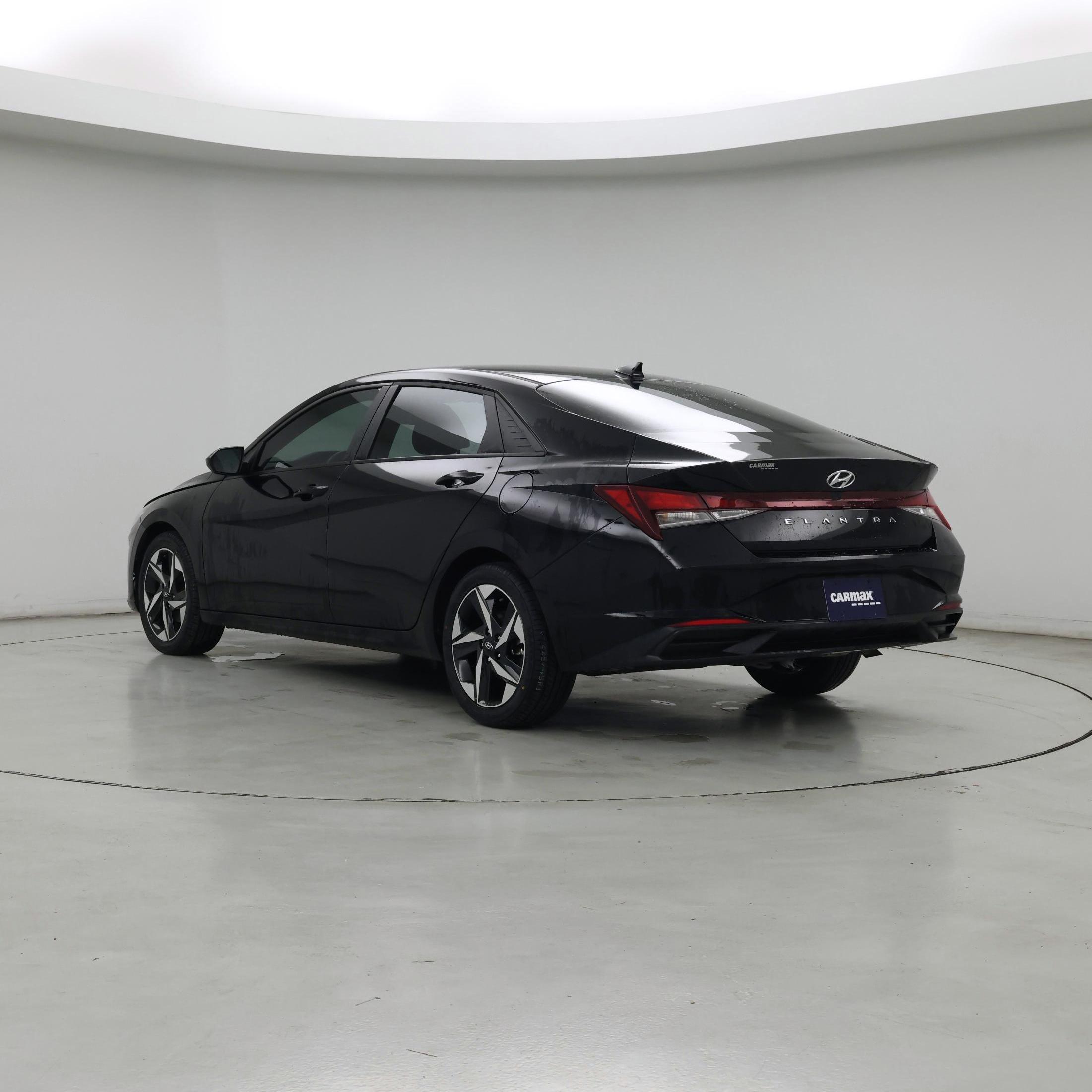 Thumbnail: 2023 Hyundai Elantra - 2