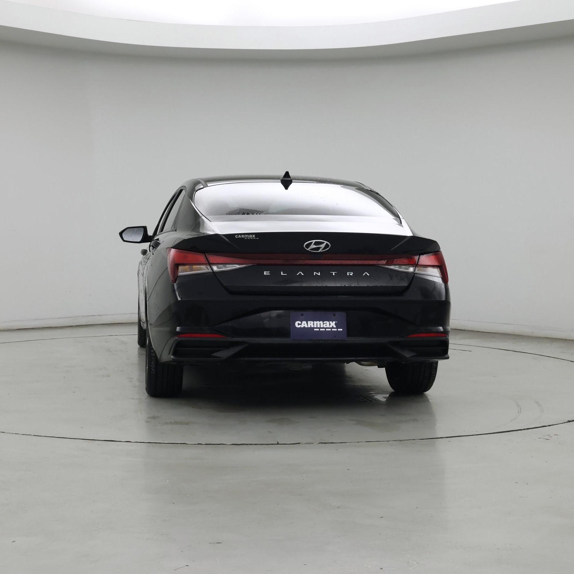 Thumbnail: 2023 Hyundai Elantra - 6