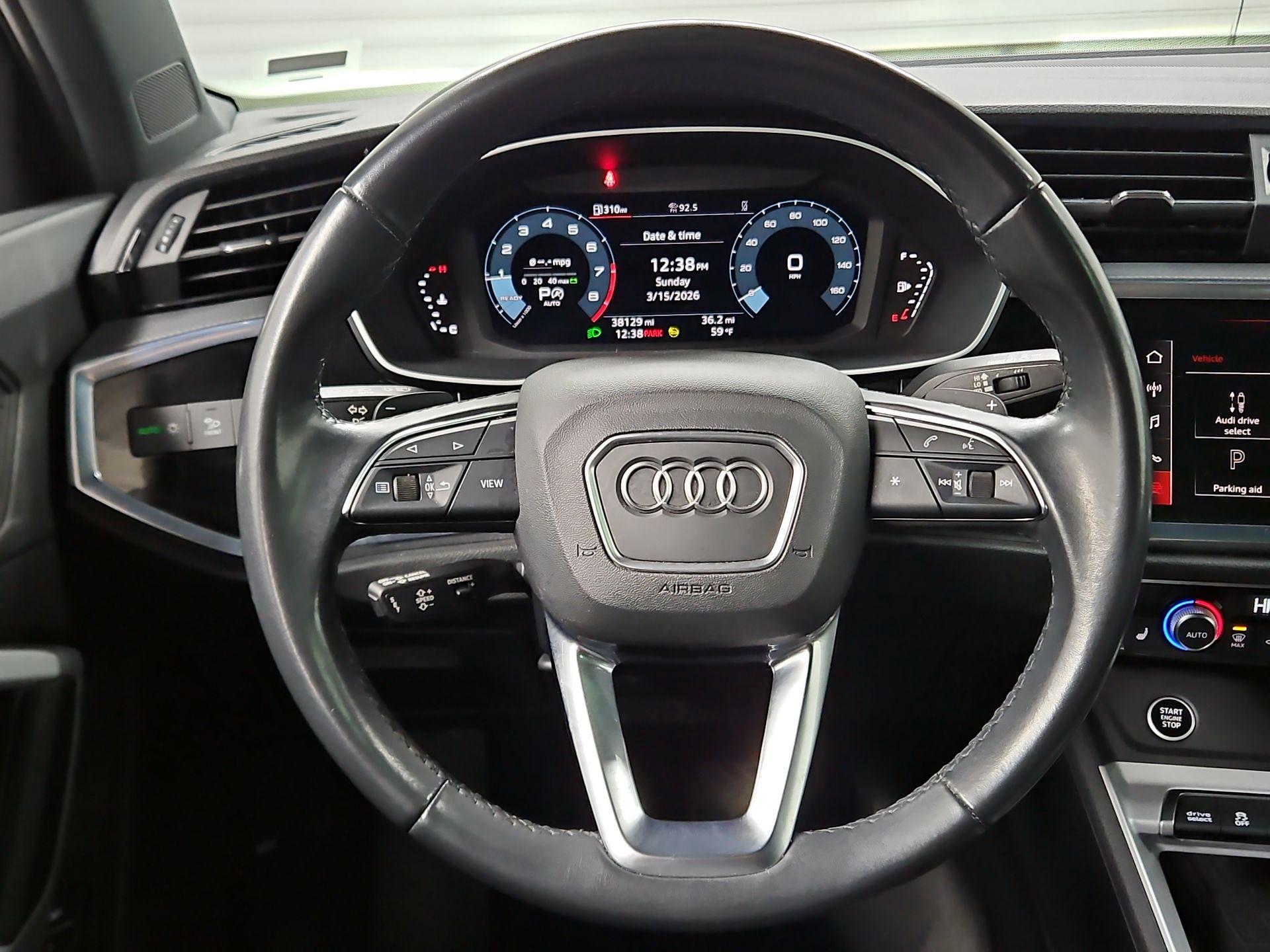 Thumbnail: 2024 Audi Q3 - 10