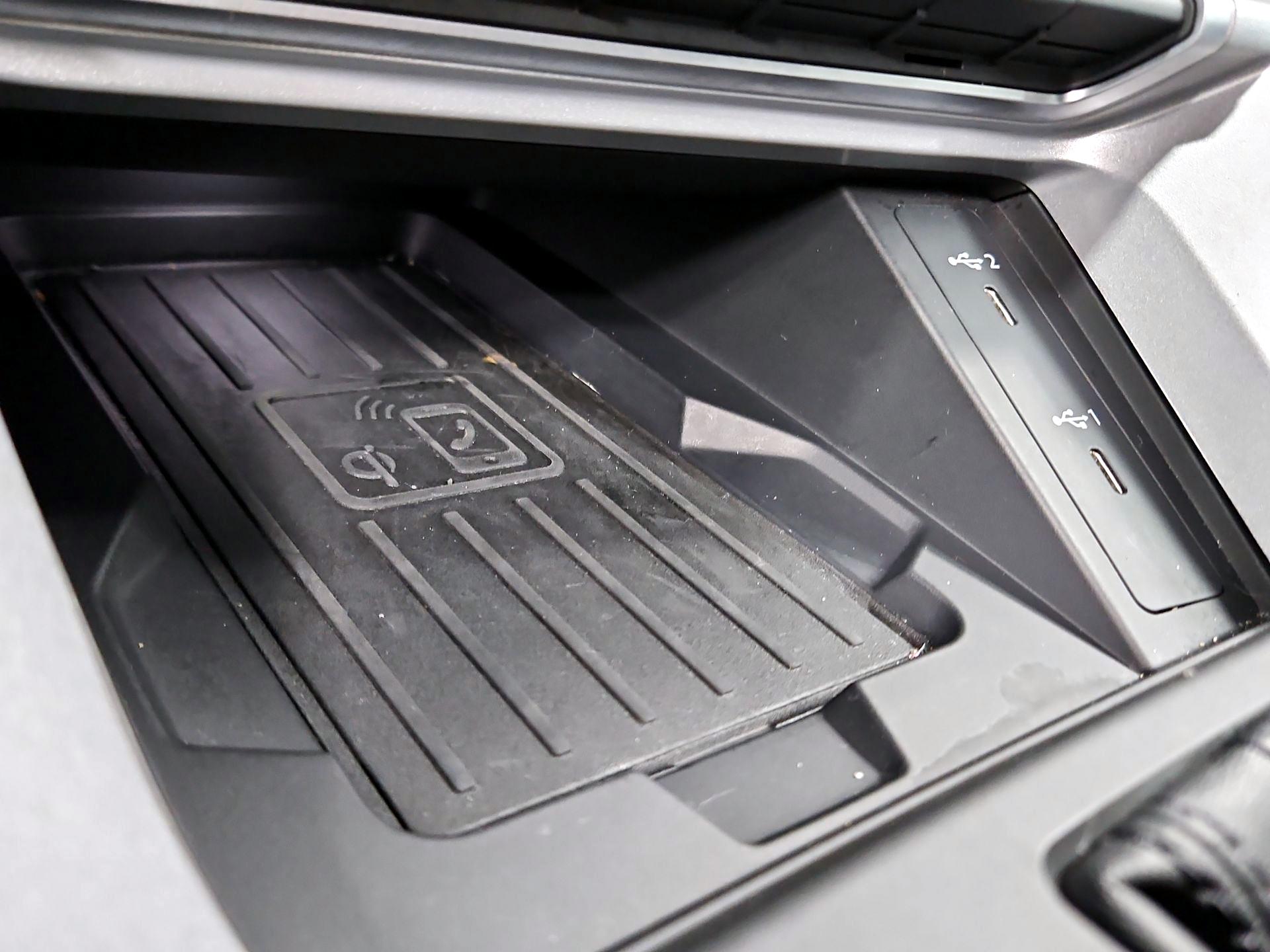 Thumbnail: 2024 Audi Q3 - 18