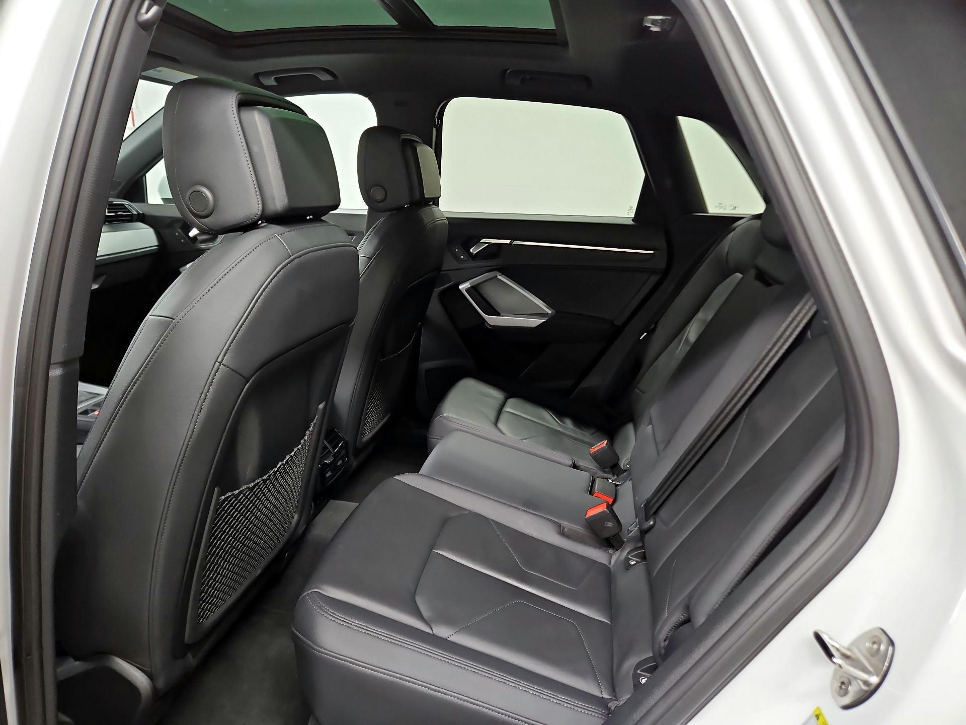 Thumbnail: 2024 Audi Q3 - 20