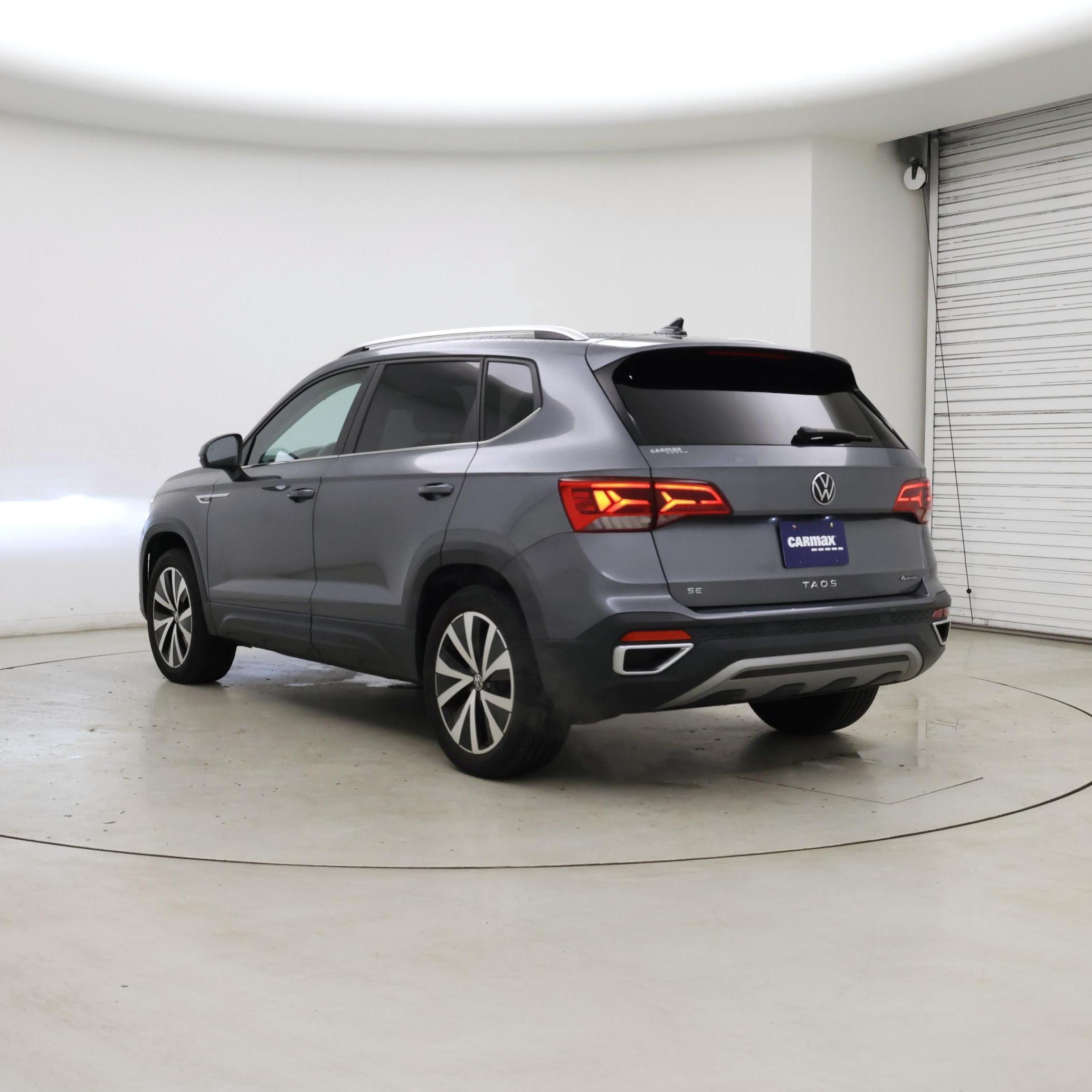 Thumbnail: 2022 Volkswagen Taos - 2
