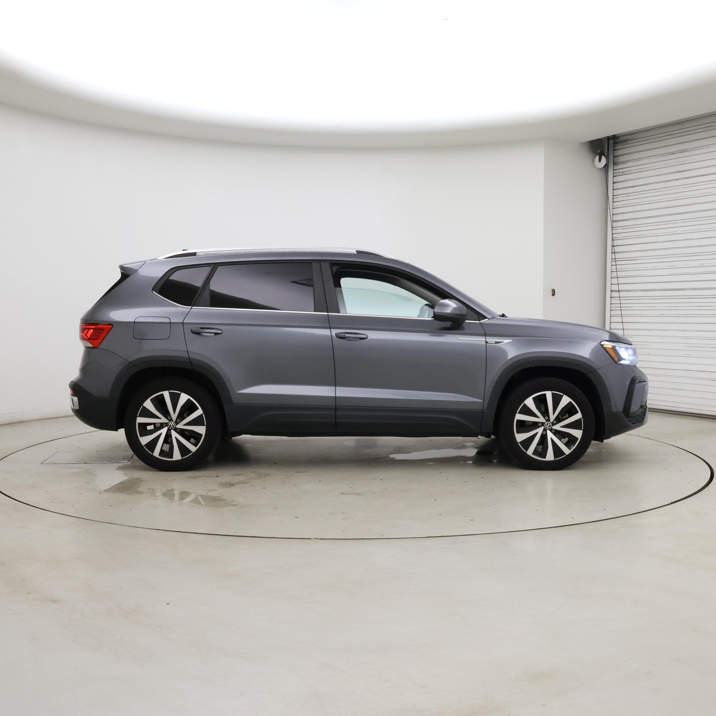 Thumbnail: 2022 Volkswagen Taos - 7