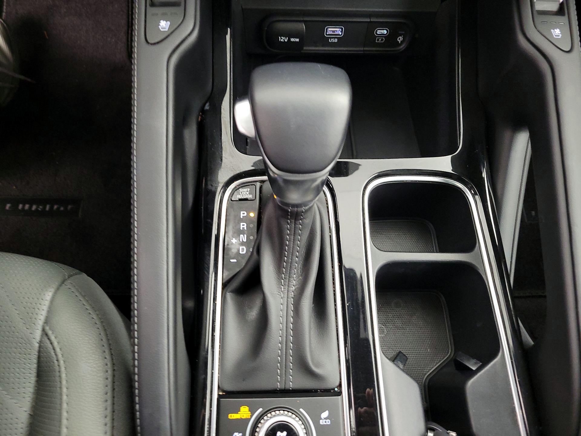 Thumbnail: 2023 Kia Telluride - 18