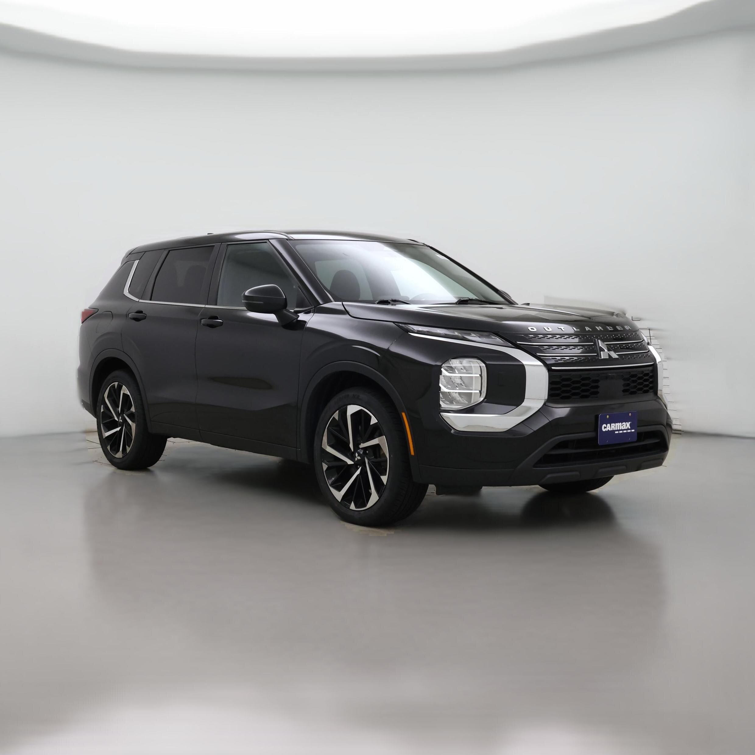 Thumbnail: 2022 Mitsubishi Outlander - 1