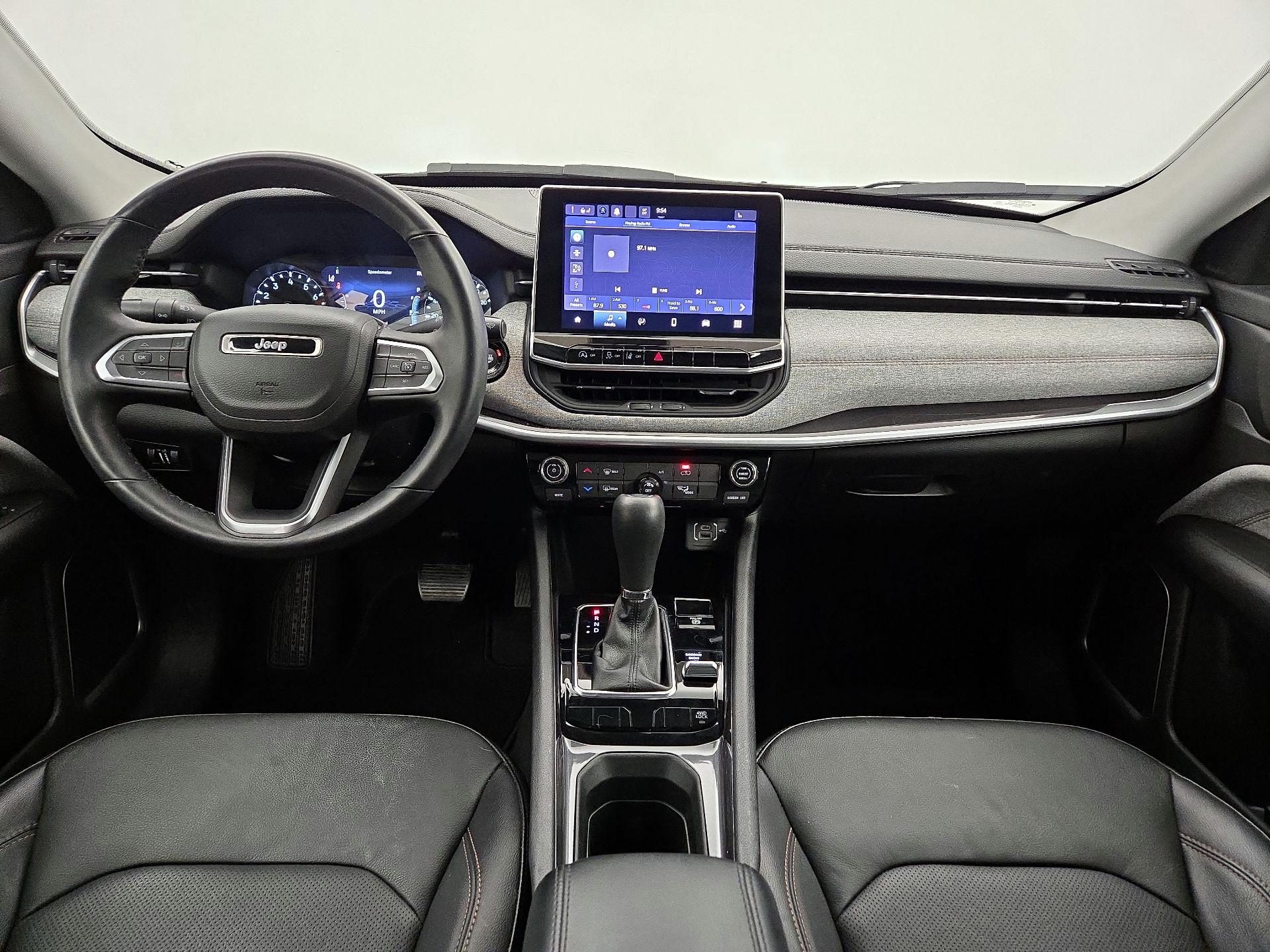 Thumbnail: 2022 Jeep Compass - 9