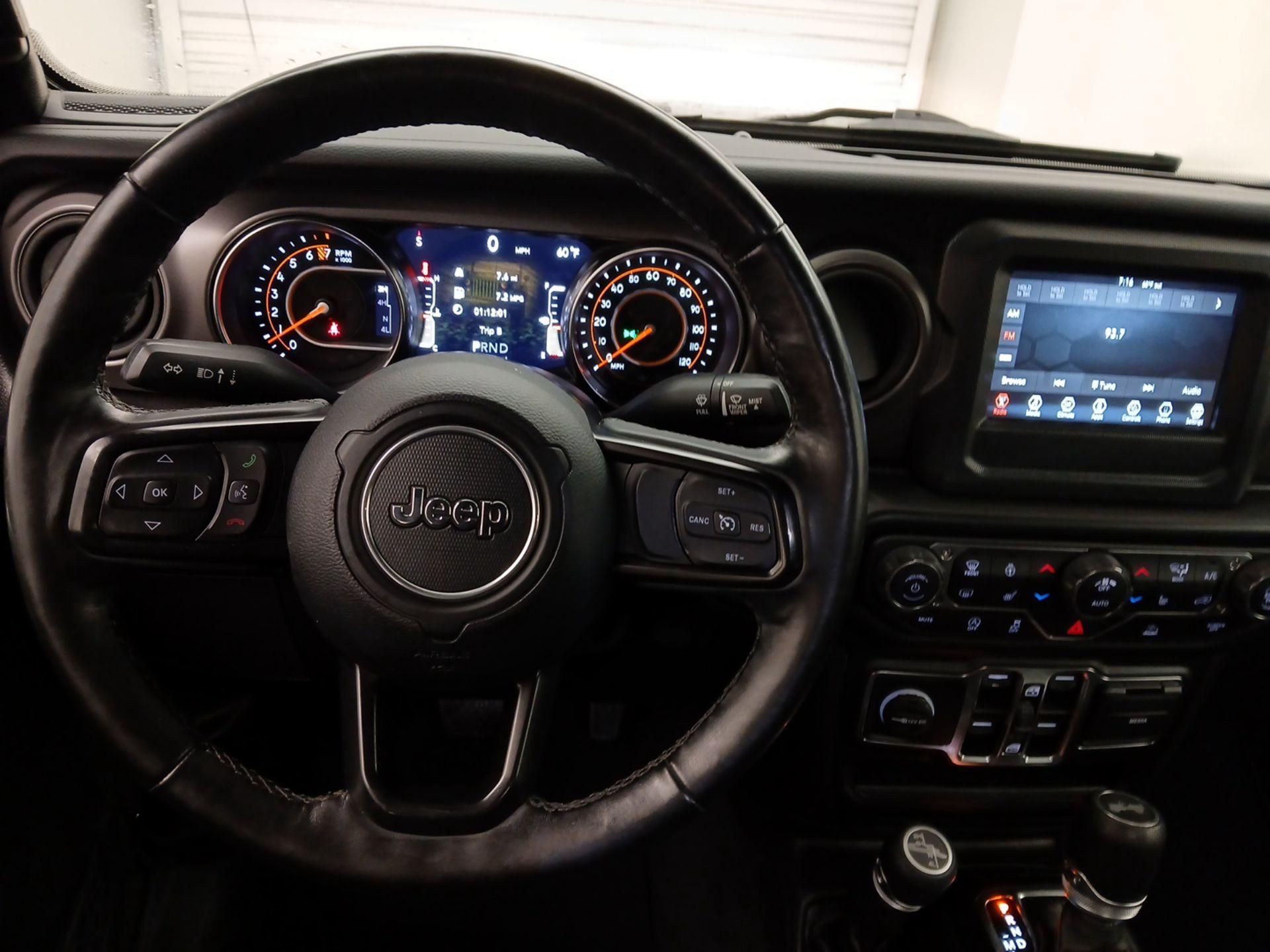 Thumbnail: 2022 Jeep Wrangler - 10