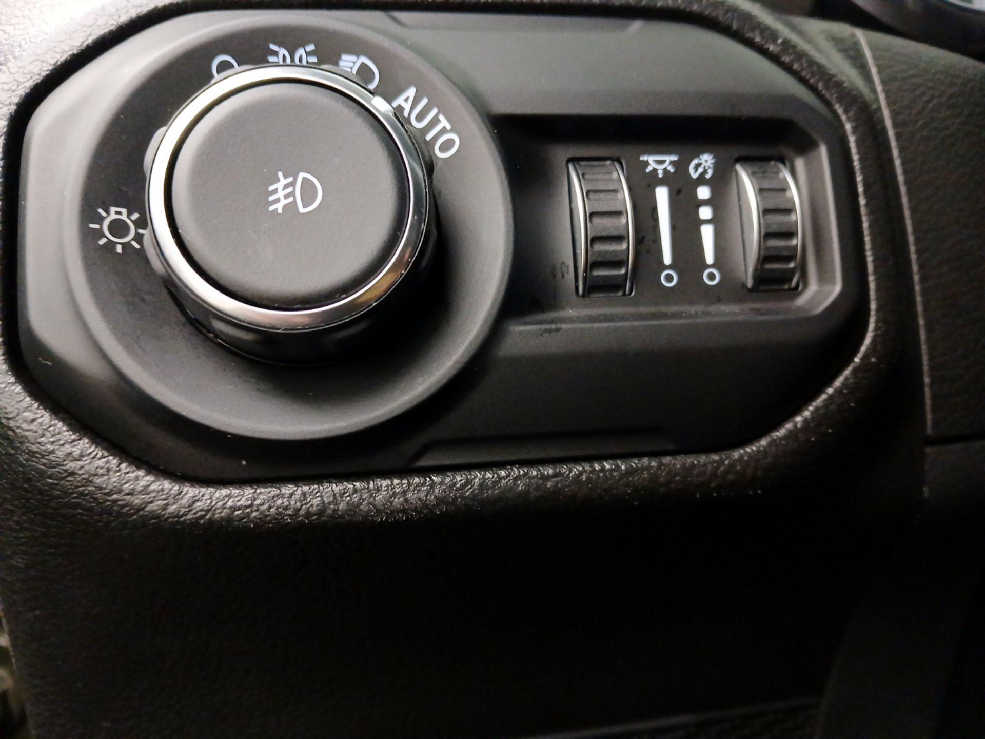 Thumbnail: 2022 Jeep Wrangler - 13