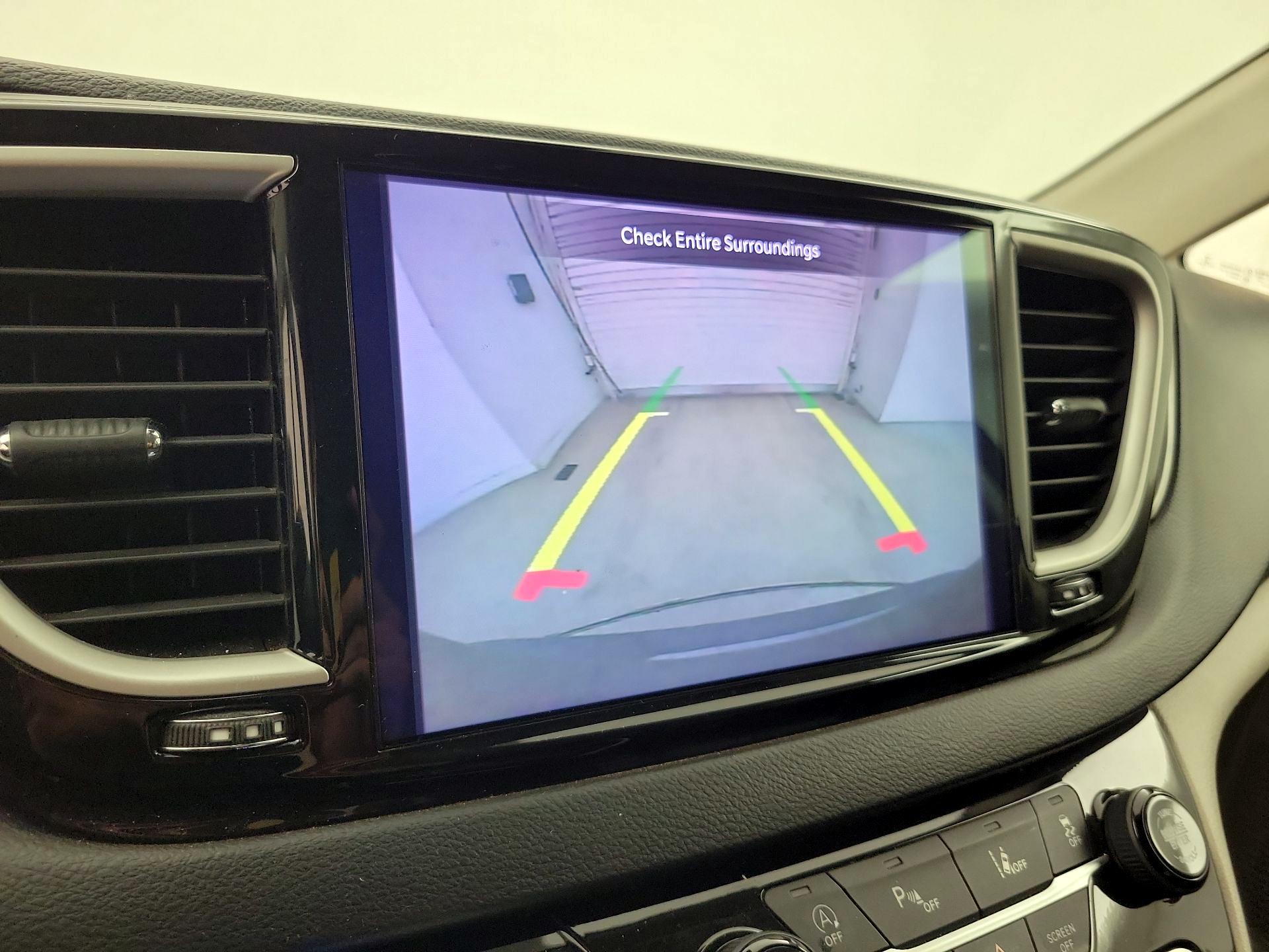 Thumbnail: 2022 Chrysler Pacifica - 14