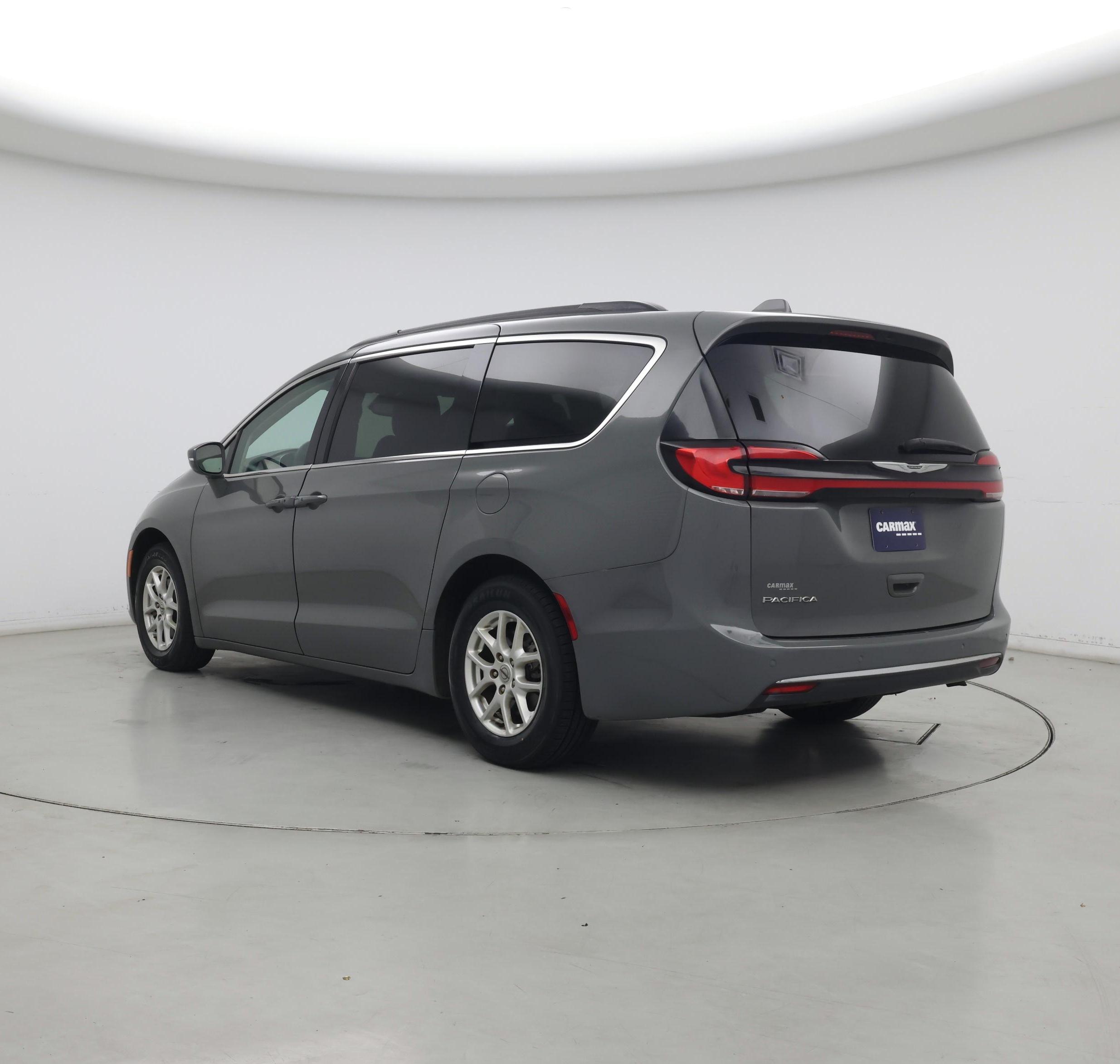 Thumbnail: 2022 Chrysler Pacifica - 2