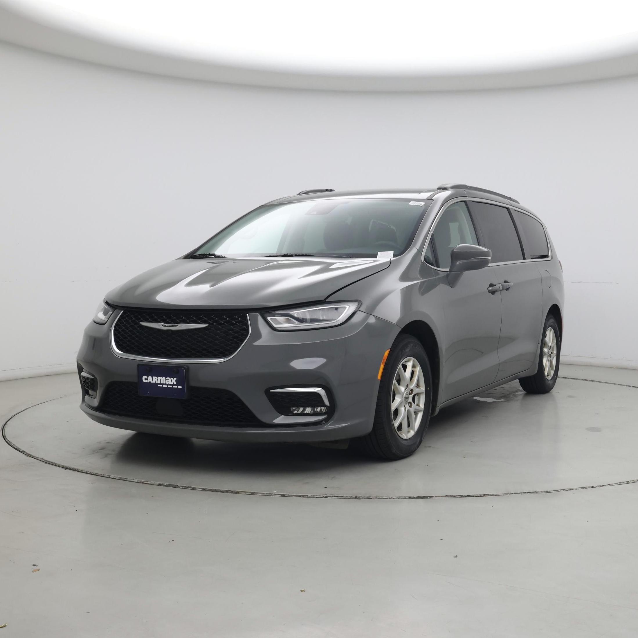 Thumbnail: 2022 Chrysler Pacifica - 4