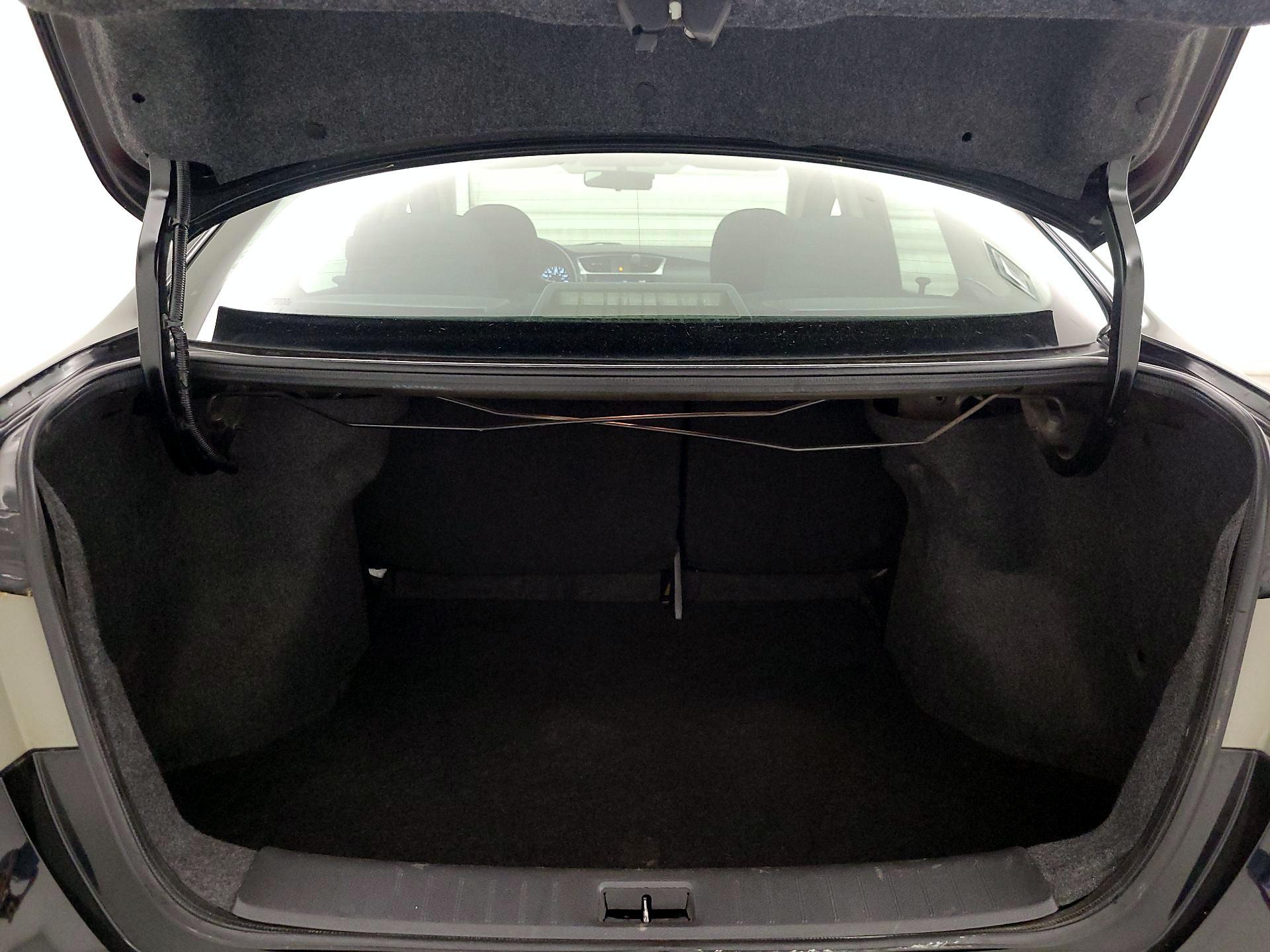 Thumbnail: 2019 Nissan Sentra - 20