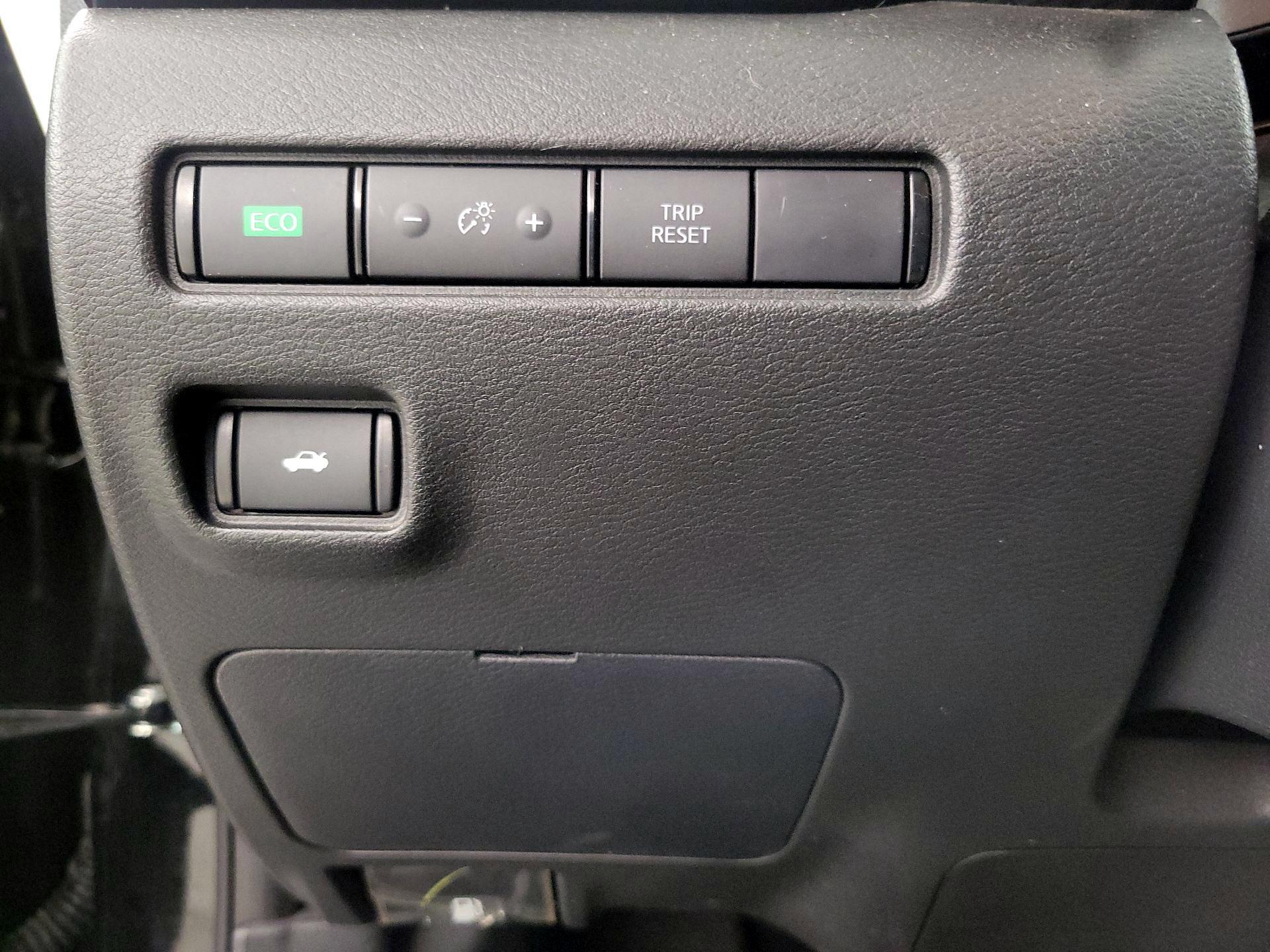 Thumbnail: 2024 Nissan Sentra - 13