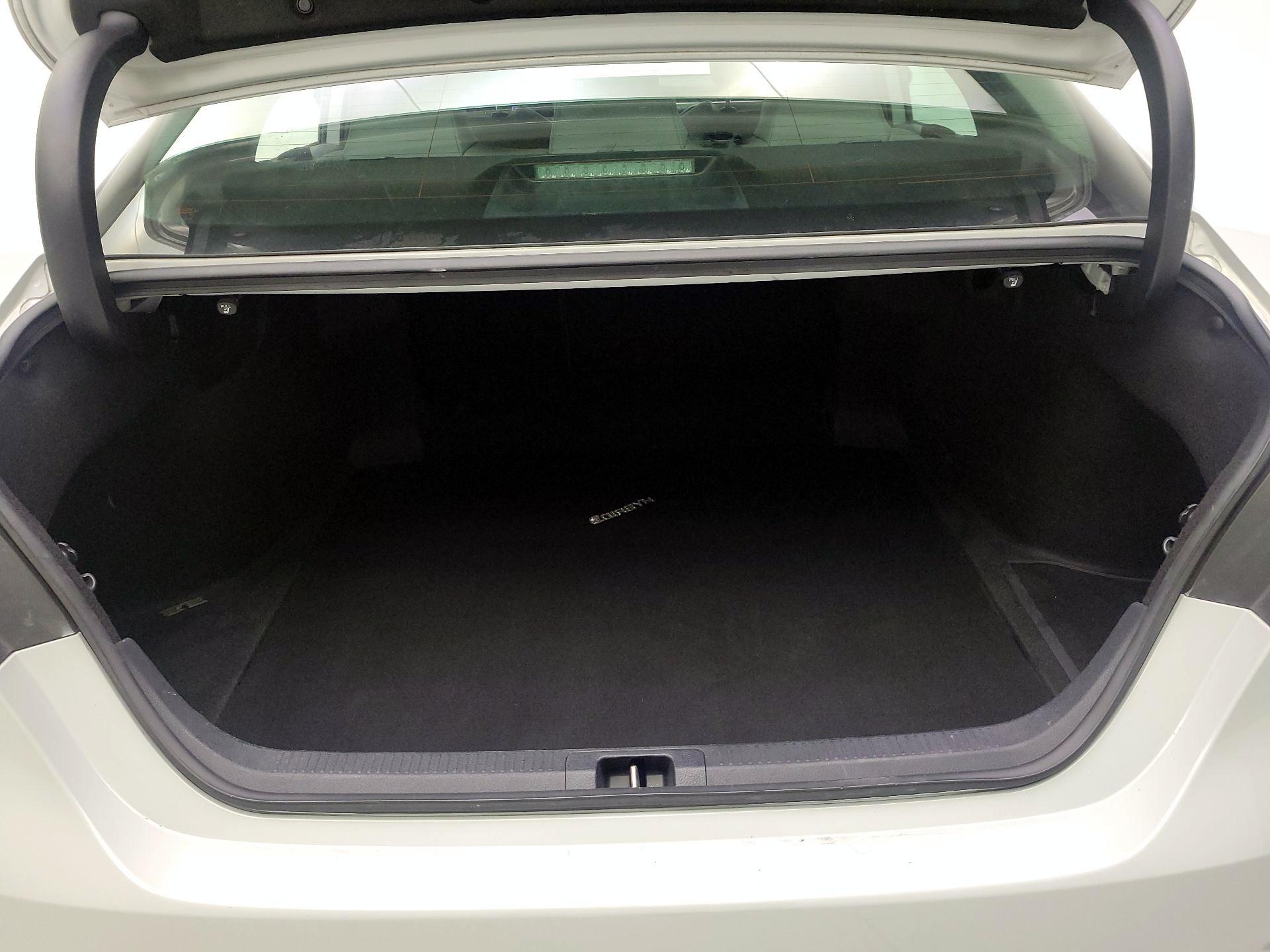 Thumbnail: 2022 Toyota Camry - 18