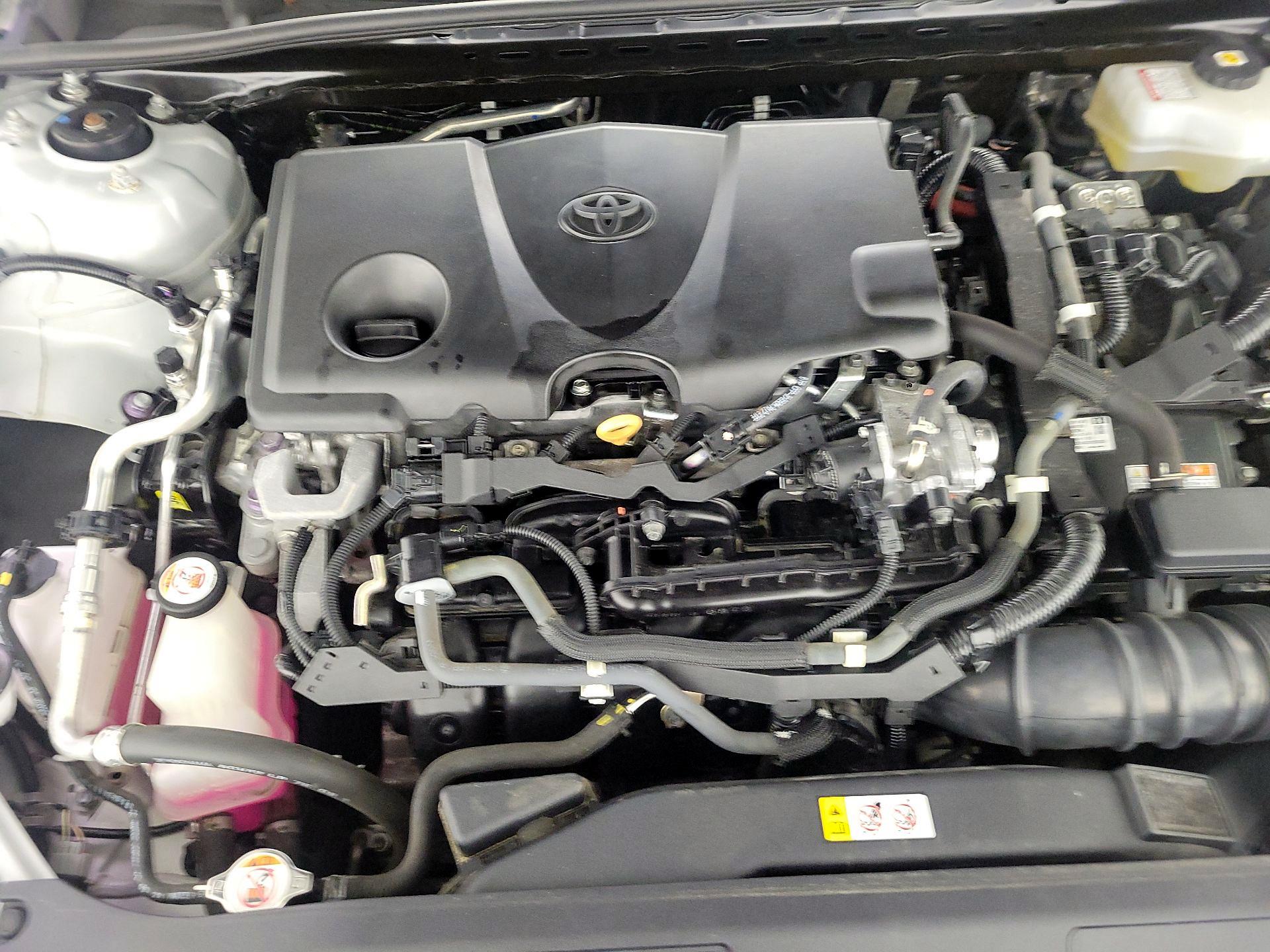 Thumbnail: 2022 Toyota Camry - 19