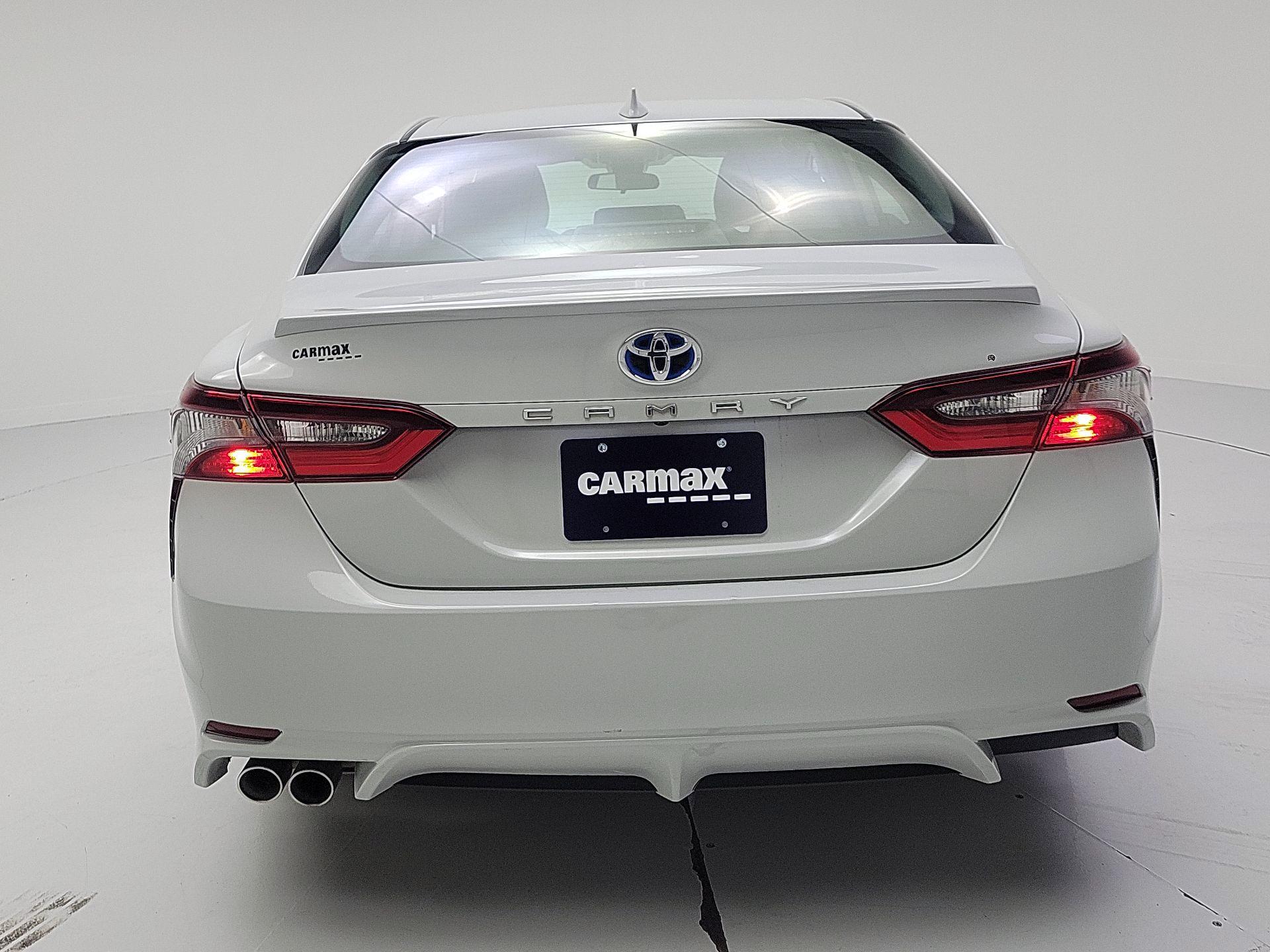 Thumbnail: 2022 Toyota Camry - 6