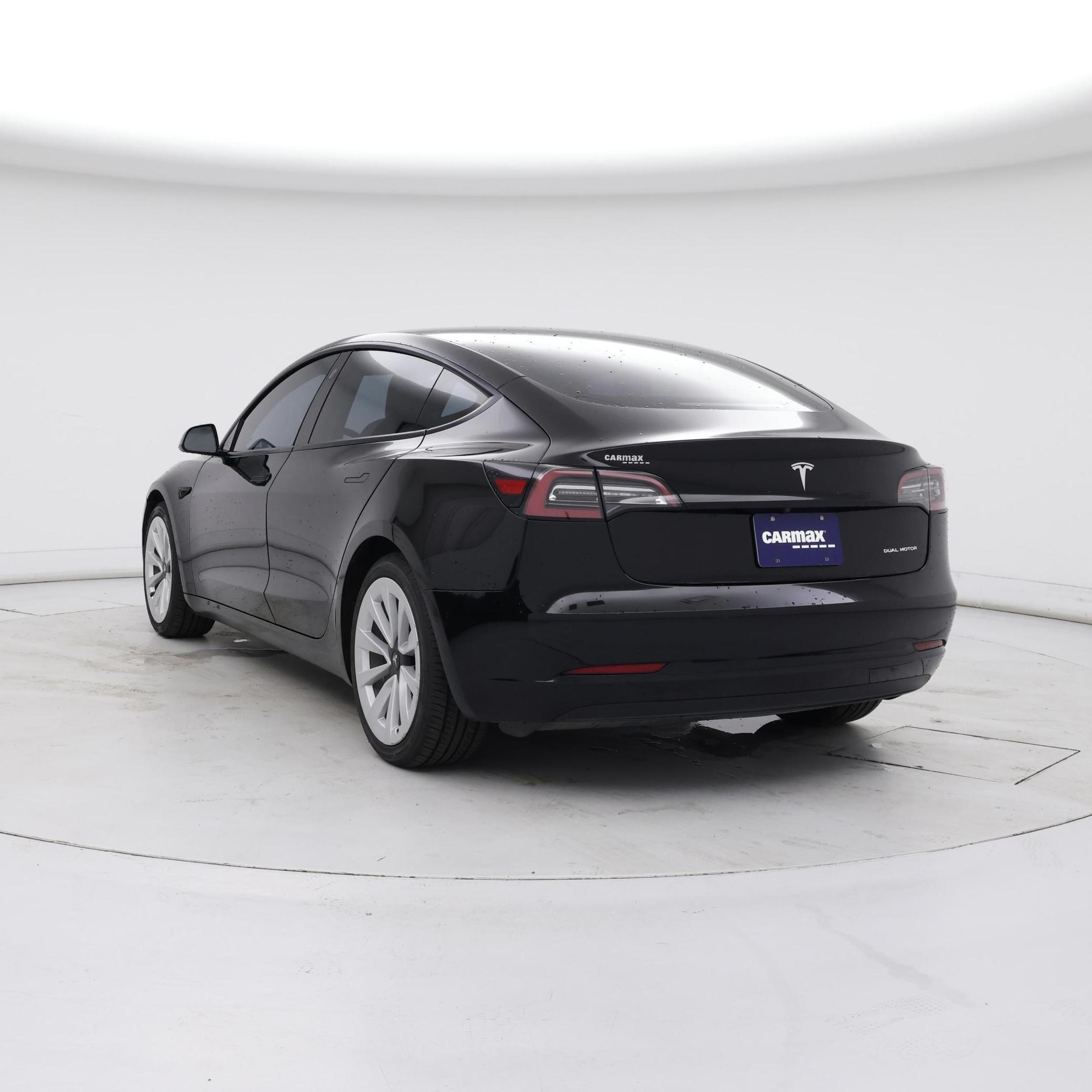 Thumbnail: 2022 Tesla Model 3 - 2
