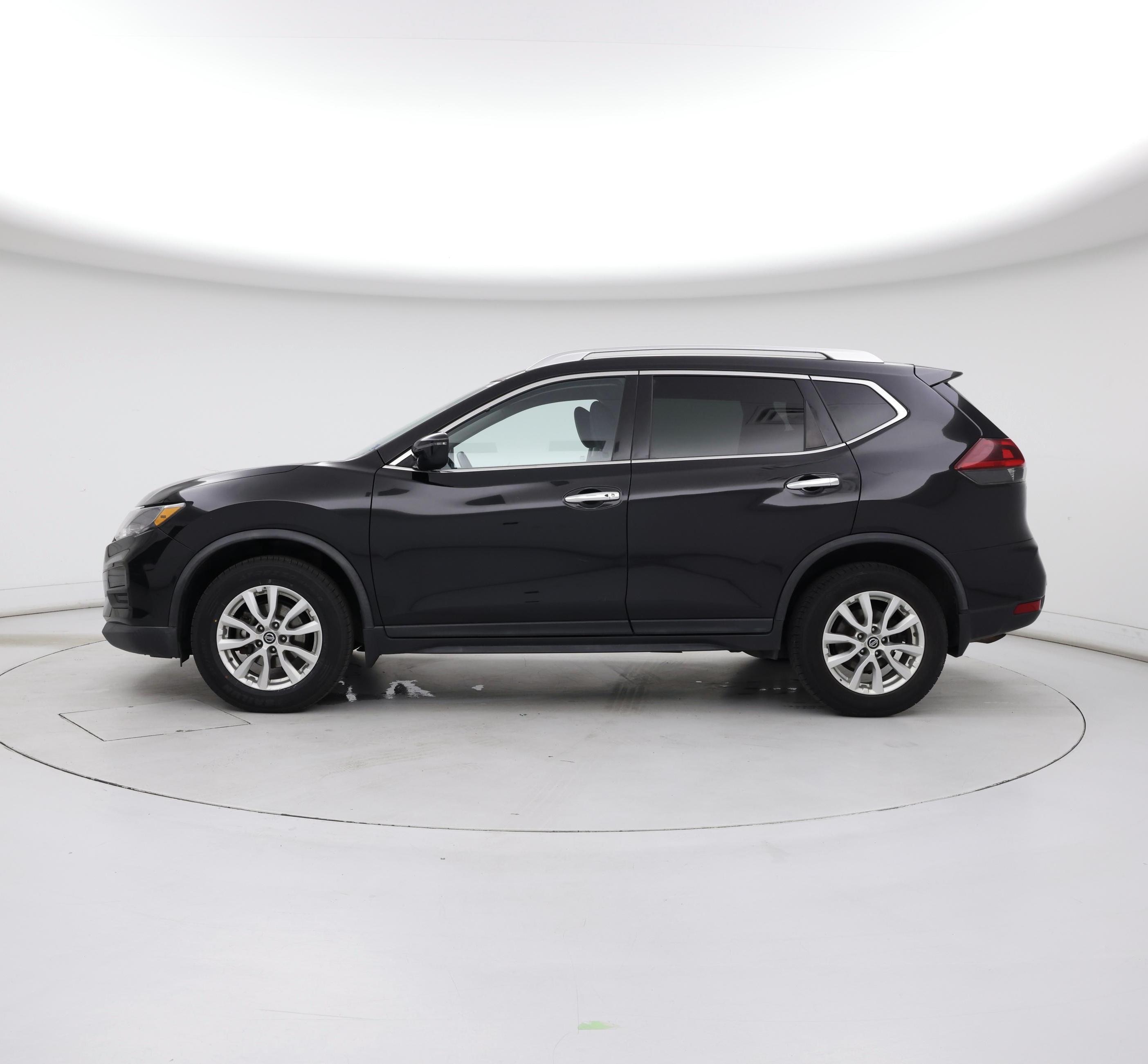 Thumbnail: 2019 Nissan Rogue - 3