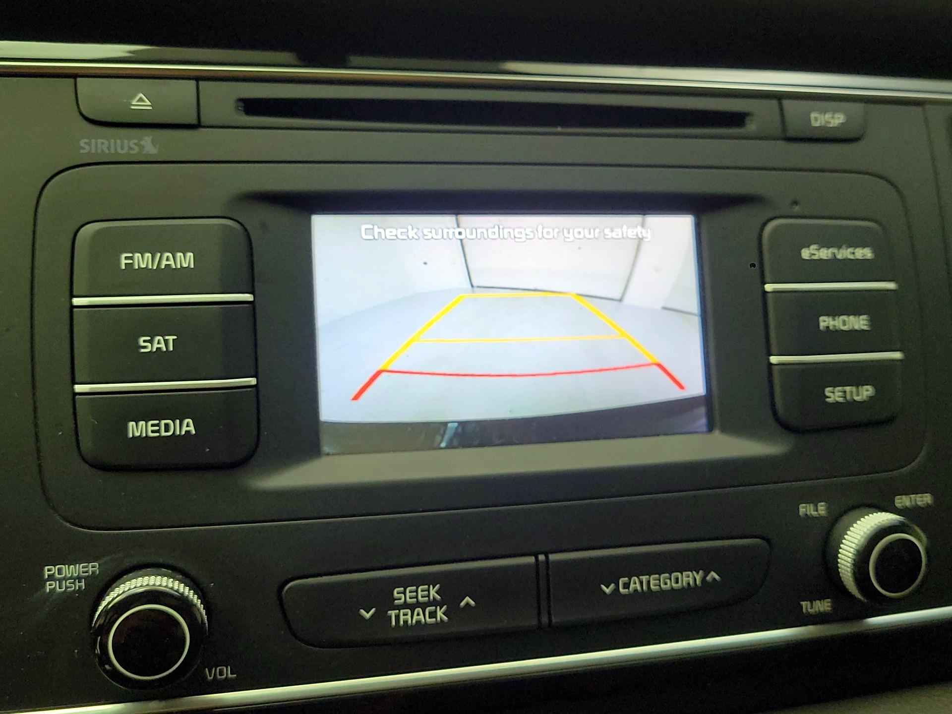 Thumbnail: 2015 Kia Sedona - 12