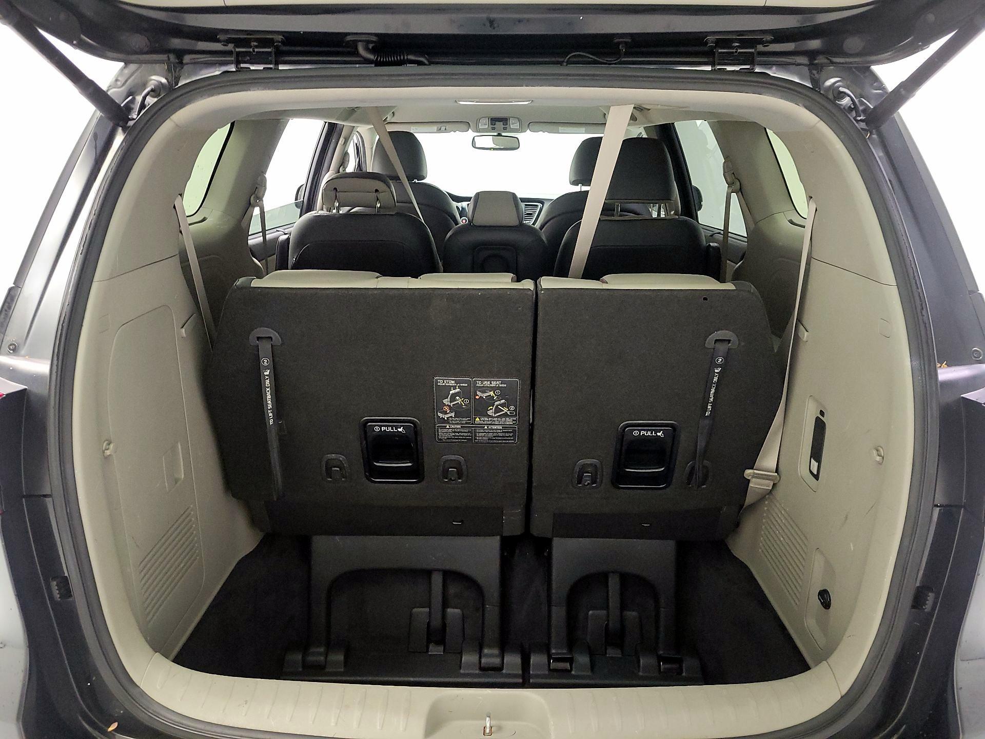 Thumbnail: 2015 Kia Sedona - 18