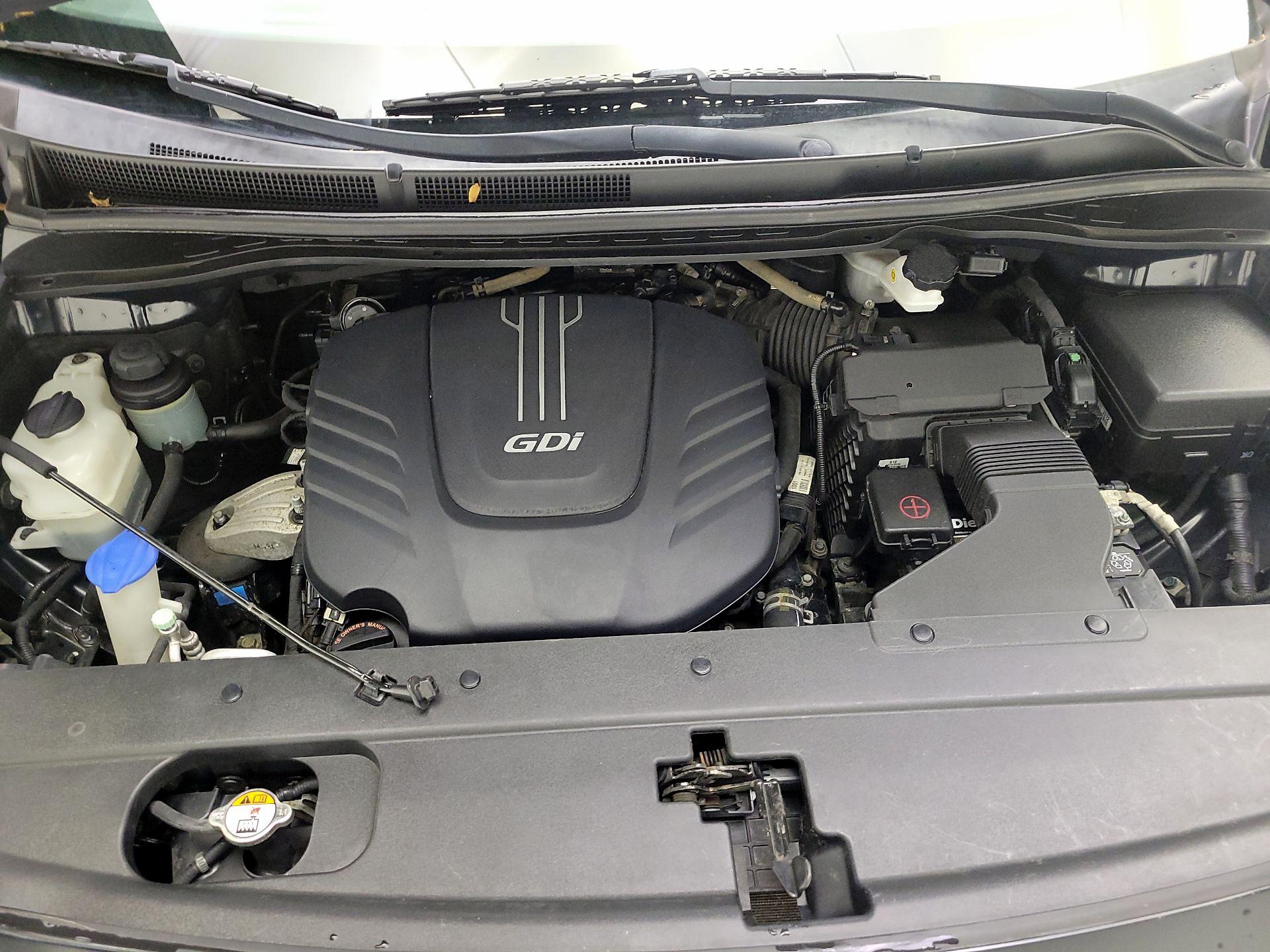 Thumbnail: 2015 Kia Sedona - 19