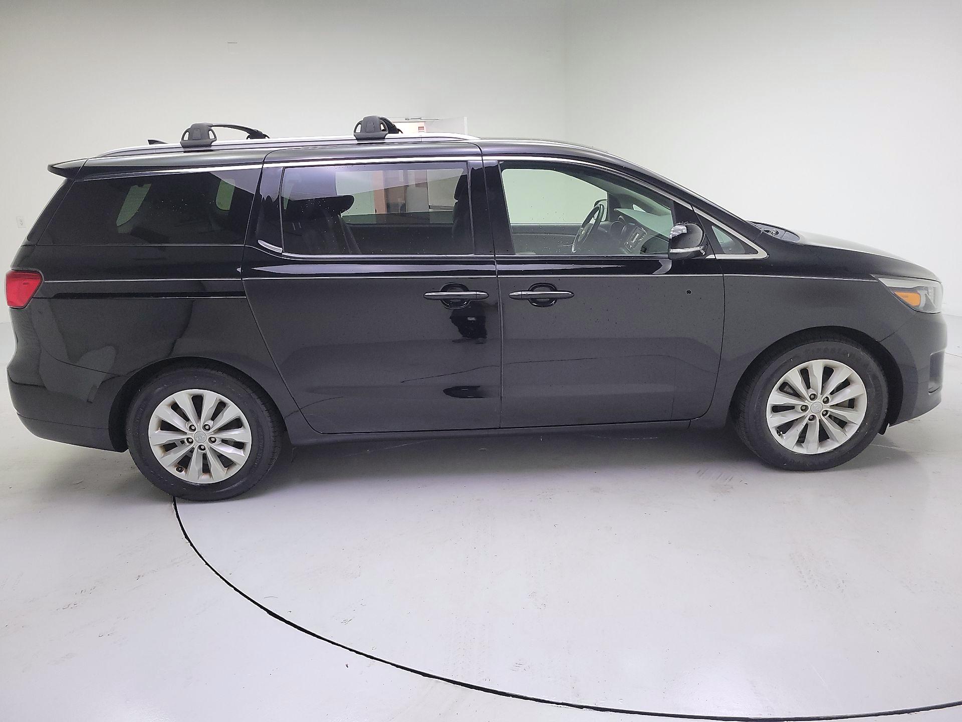 Thumbnail: 2015 Kia Sedona - 4