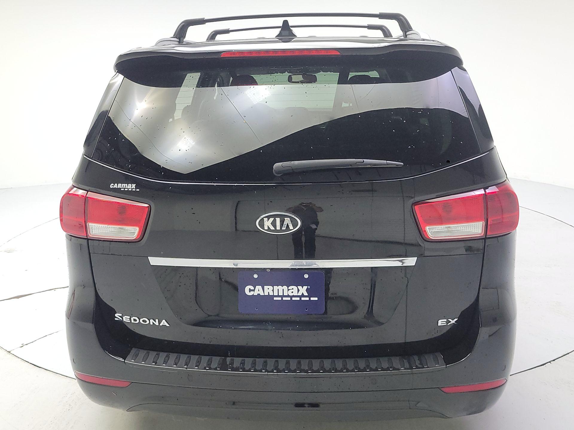 Thumbnail: 2015 Kia Sedona - 6