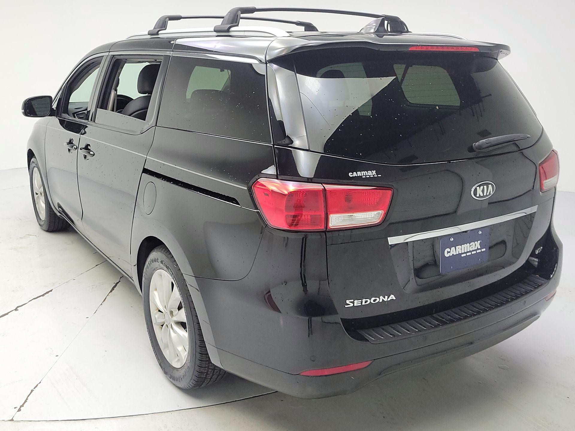 Thumbnail: 2015 Kia Sedona - 7