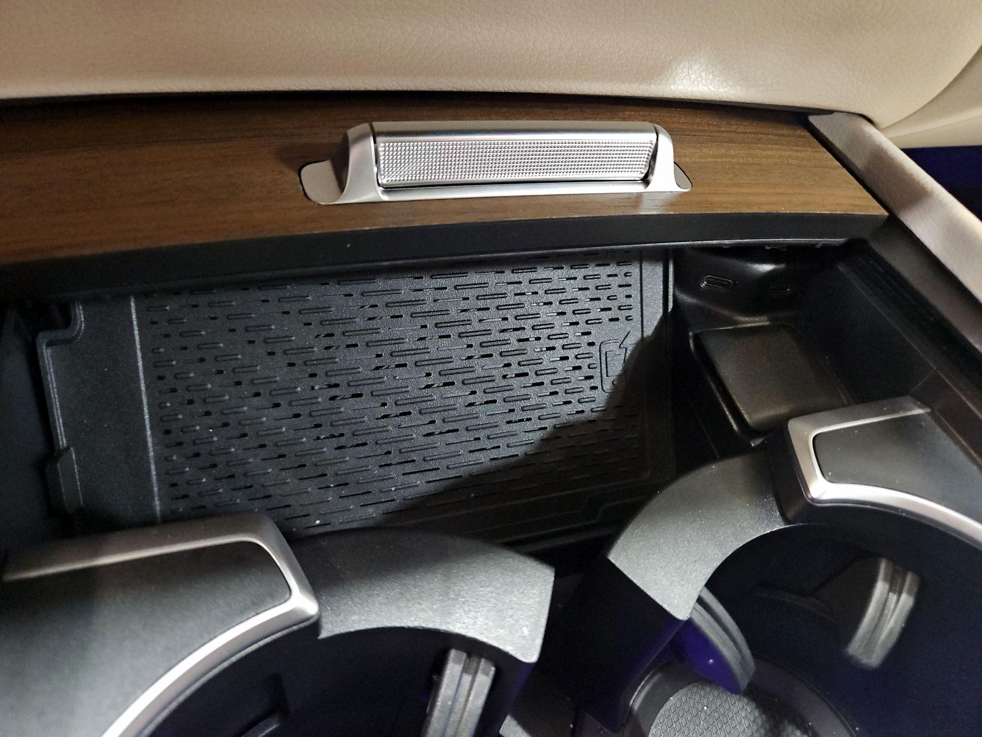 Thumbnail: 2023 Mercedes-Benz GLE - 19