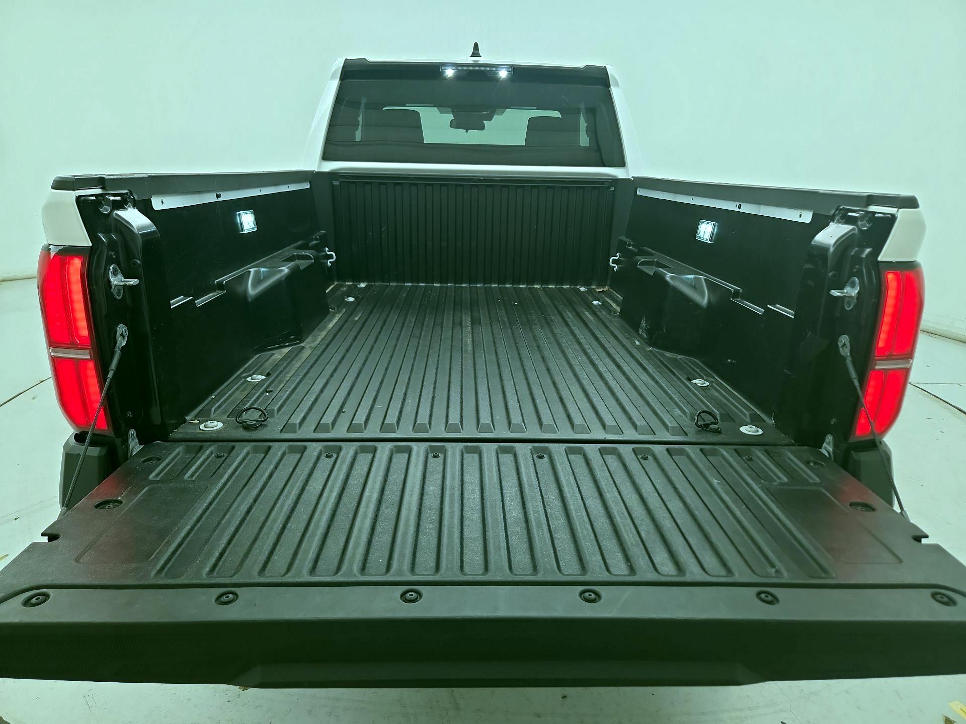 Thumbnail: 2025 Toyota Tacoma - 19