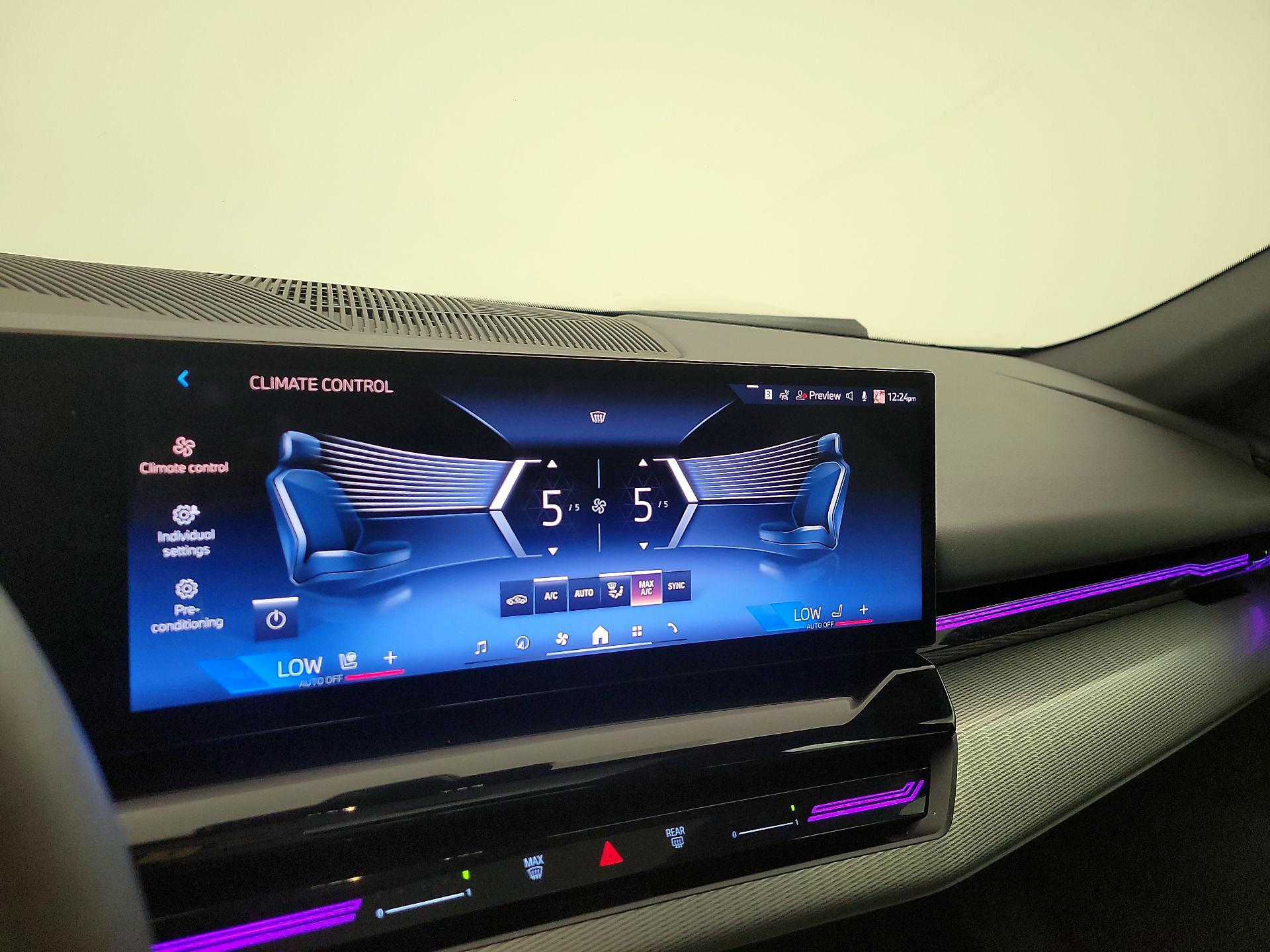 Thumbnail: 2024 BMW 5 Series - 16