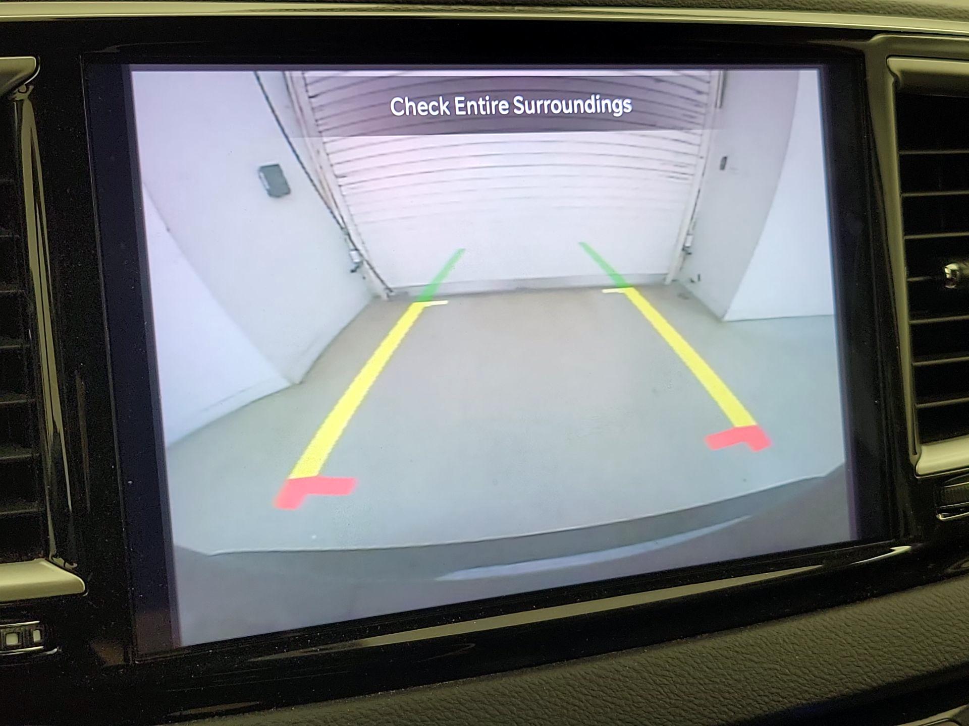 Thumbnail: 2023 Chrysler Pacifica - 14