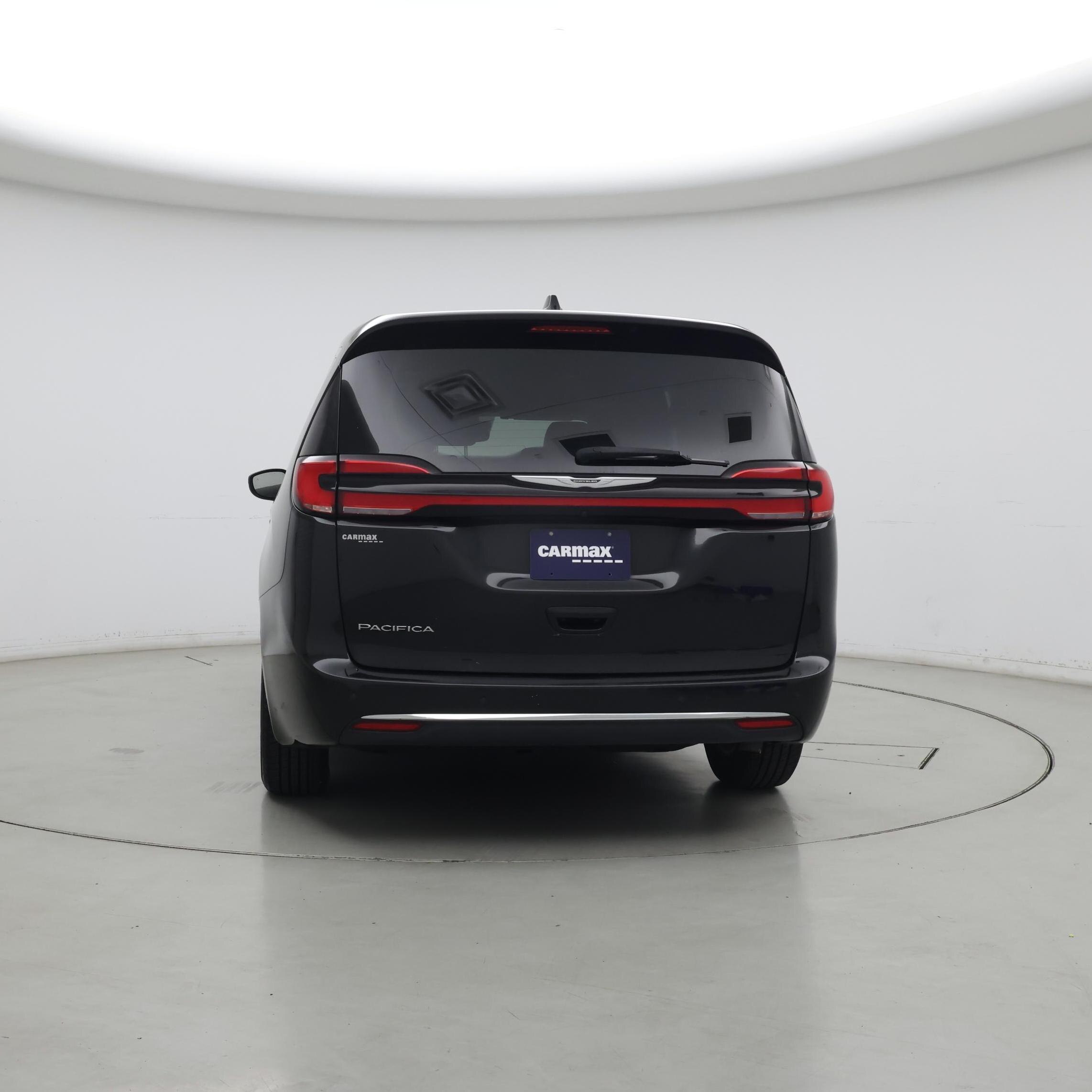 Thumbnail: 2023 Chrysler Pacifica - 6