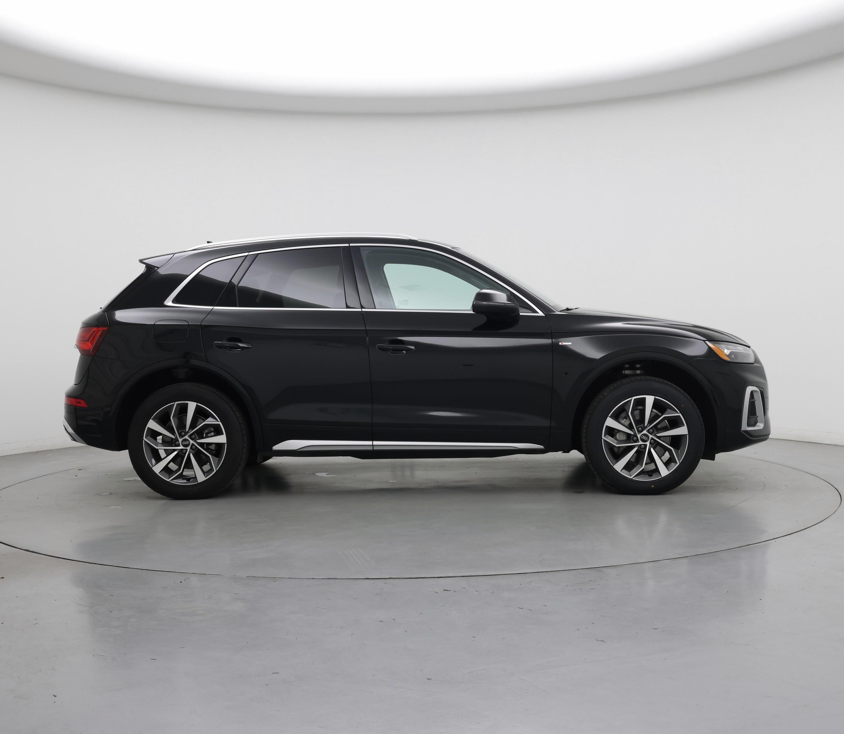 Thumbnail: 2024 Audi Q5 - 7