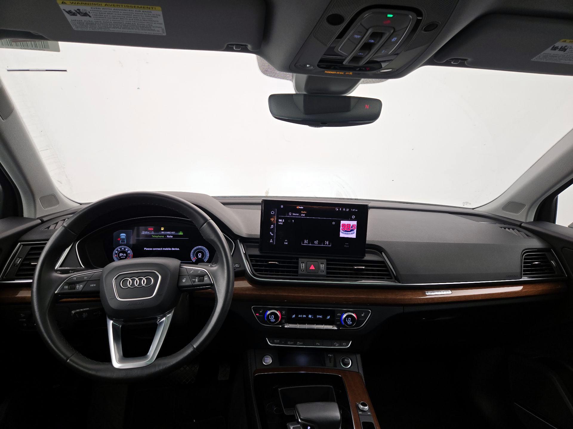 Thumbnail: 2023 Audi Q5 - 9