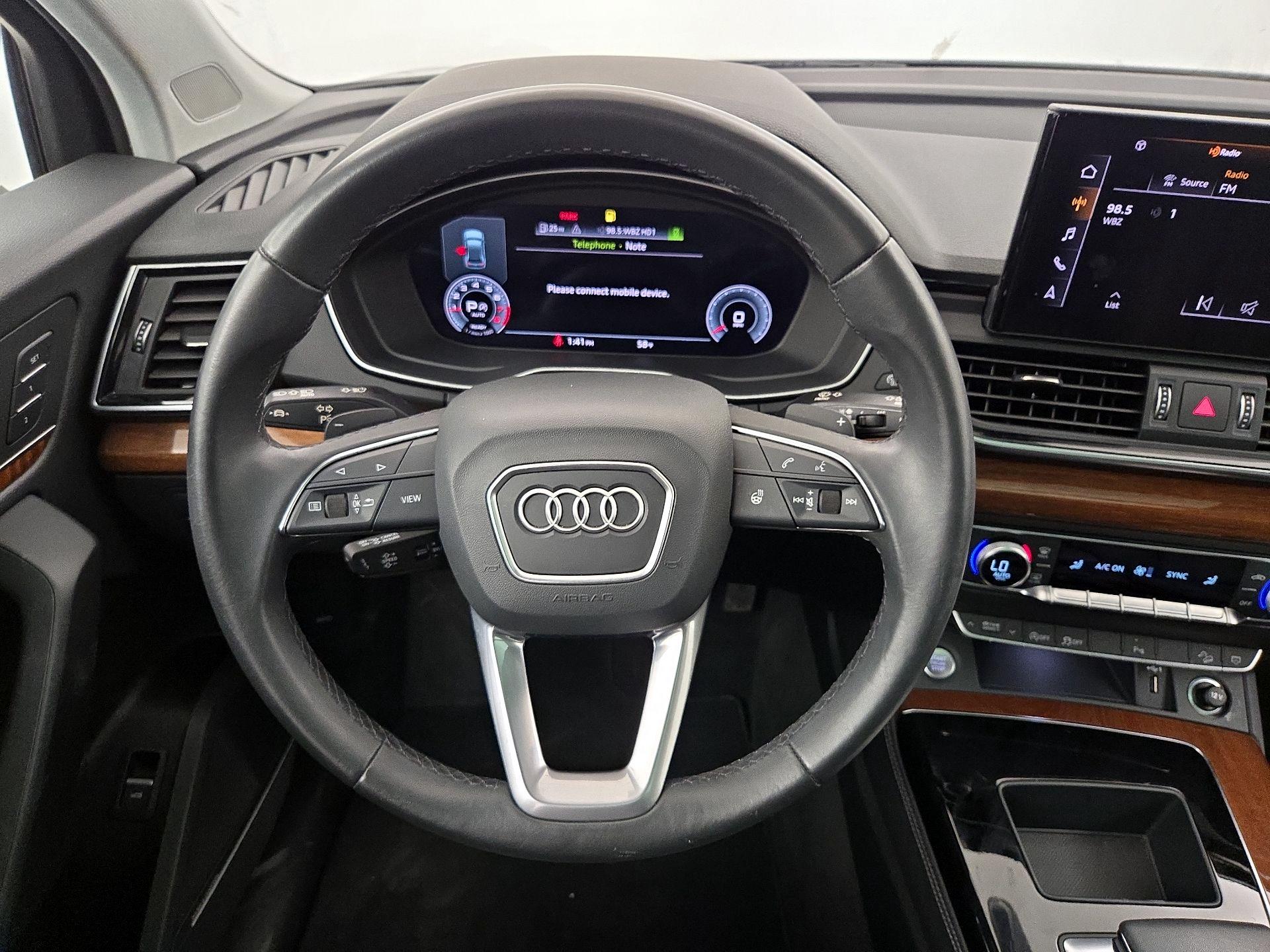 Thumbnail: 2023 Audi Q5 - 10