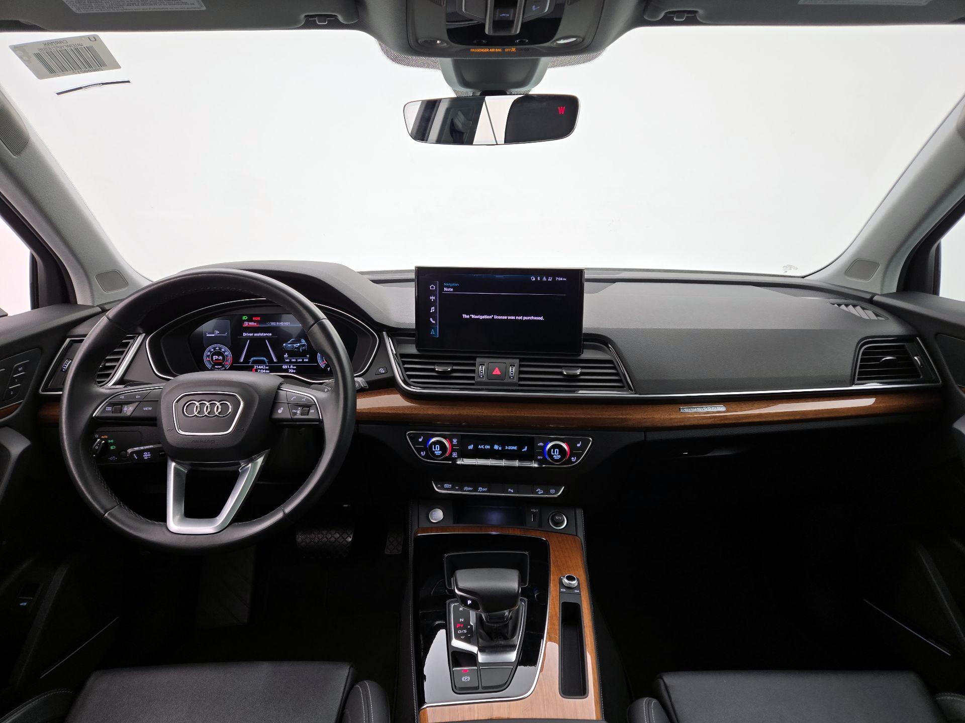 Thumbnail: 2023 Audi Q5 - 9